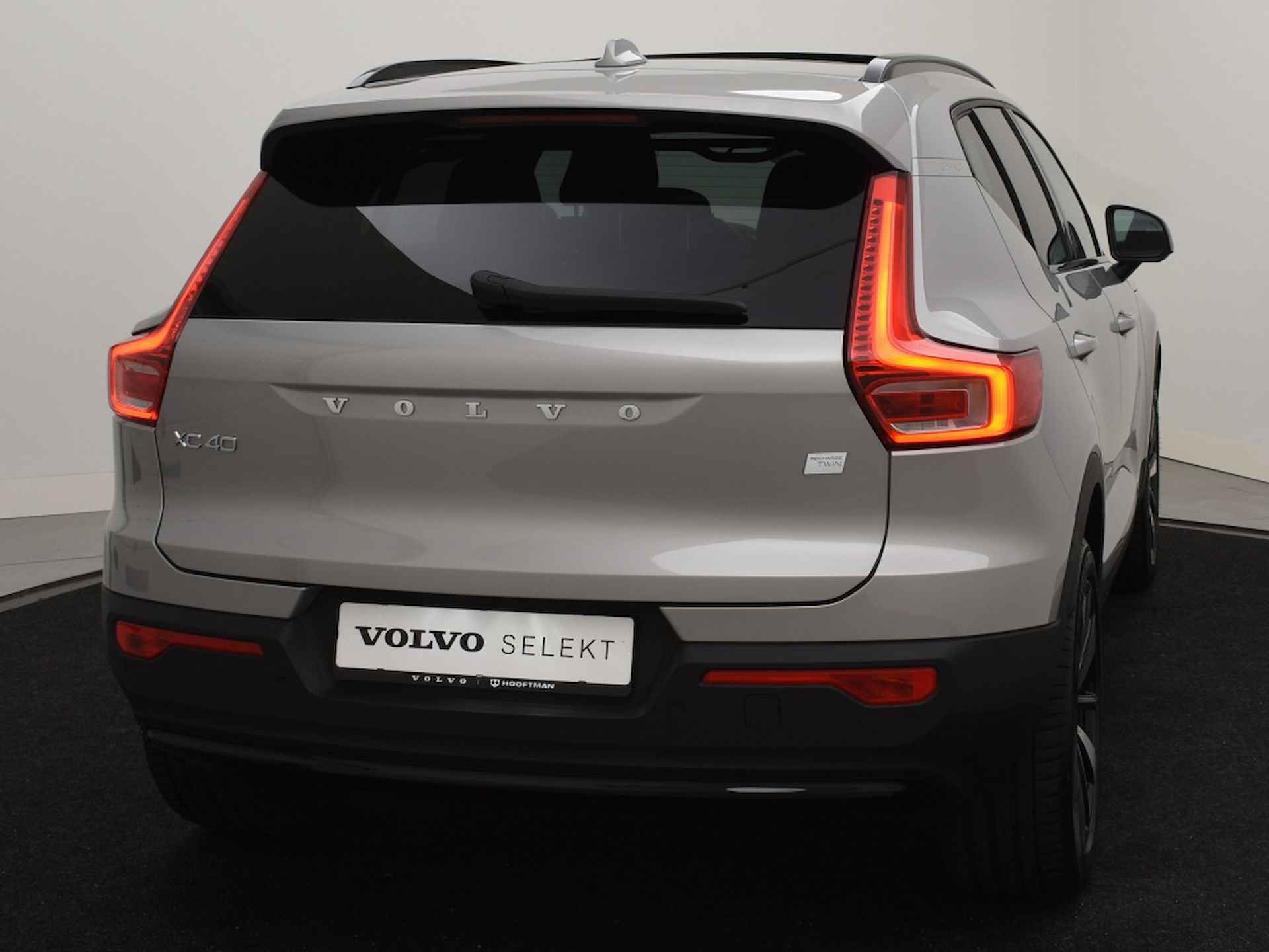 Volvo XC40 TWIN MOTOR PERFORMANCE ULTIMATE 82 kWh SCHUIFDAK 360GR CAM - 5/44