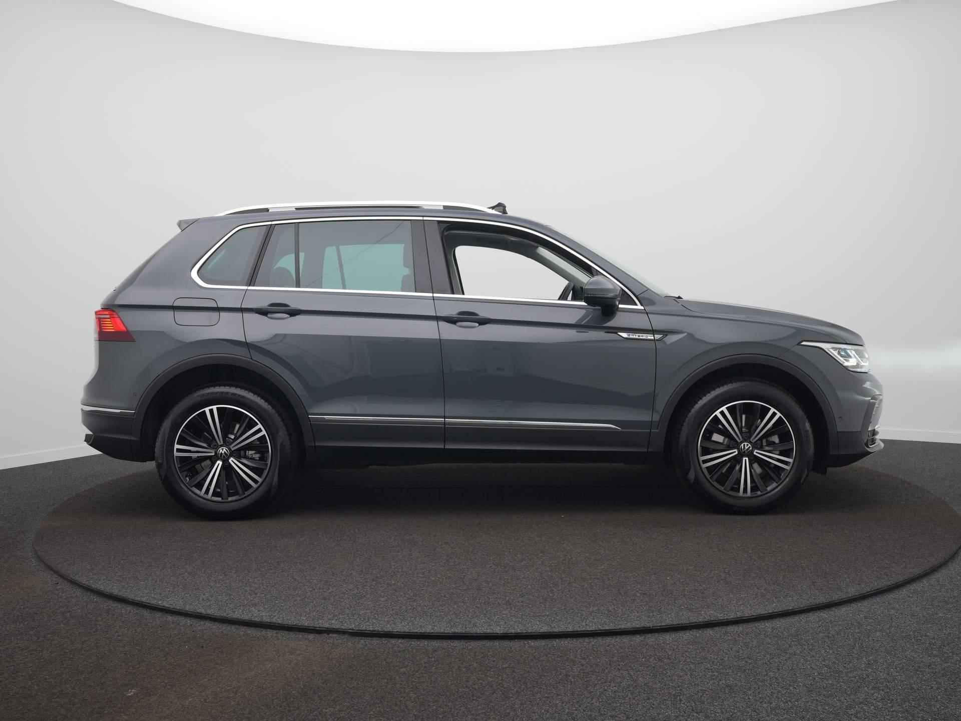 Volkswagen Tiguan 1.4 TSI eHybrid Elegance Business DSG / Camera / Elek. Klep / Sfeerverlichting - 4/60