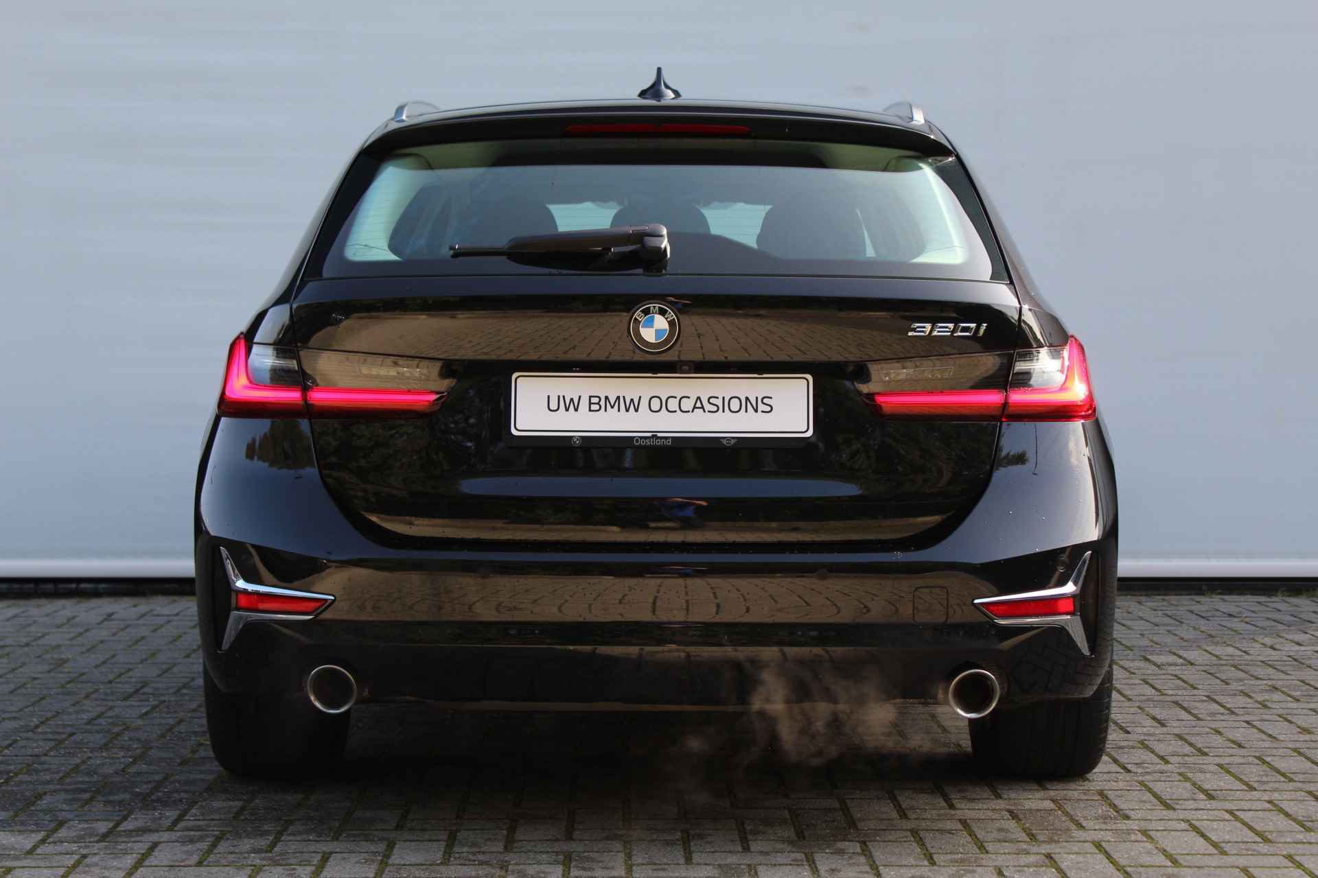 BMW 3 Serie Touring 320i High Executive Luxury Line Automaat / Laserlight / Parking Assistant Plus / Live Cockpit Professional / Stoelverwarming / Leder - 9/31