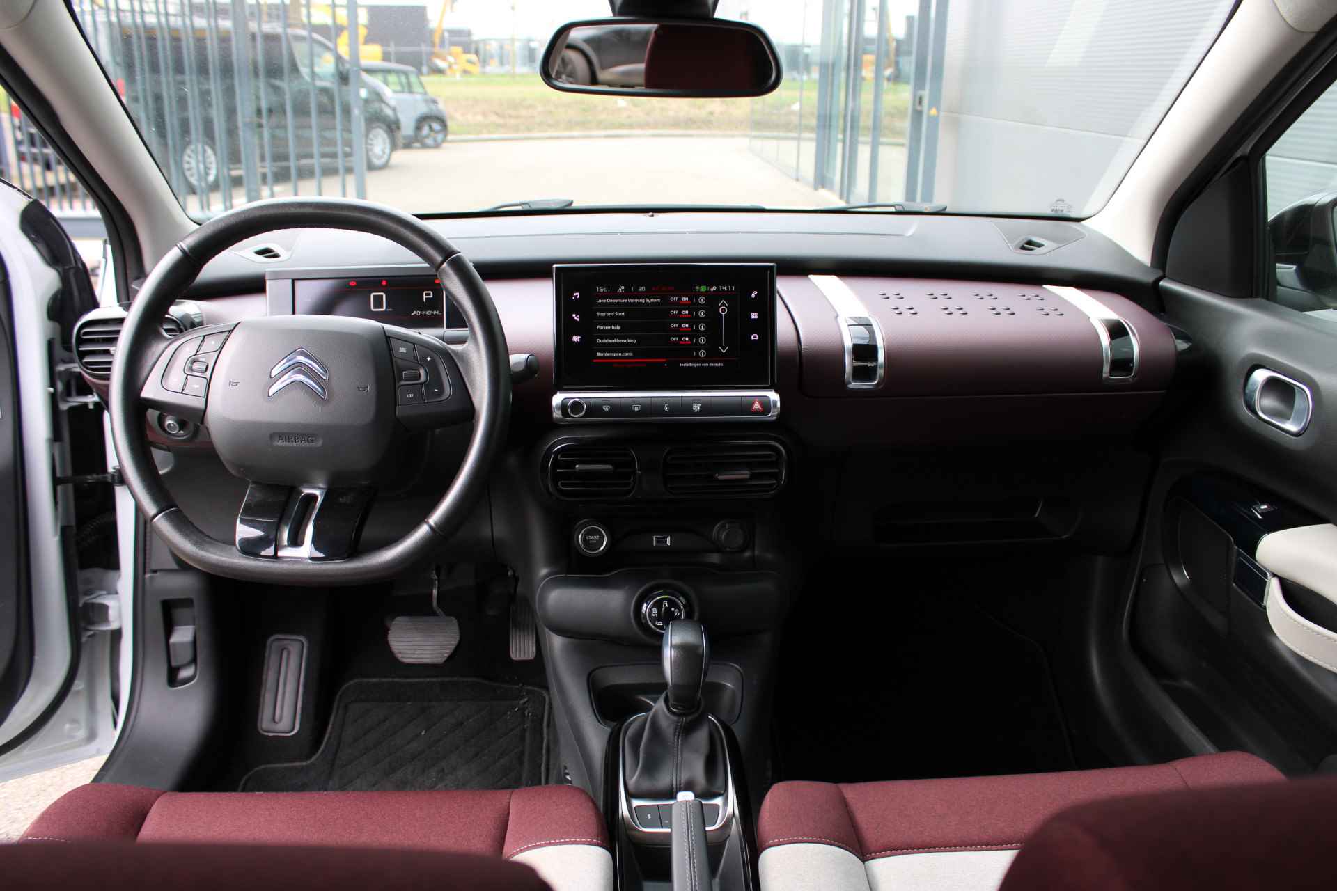 Citroën C4 Cactus 1.2T 110pk PureTech Feel AUTOMAAT | CLIMA | NAVI | CAMERA | PDC V+A | - 8/29