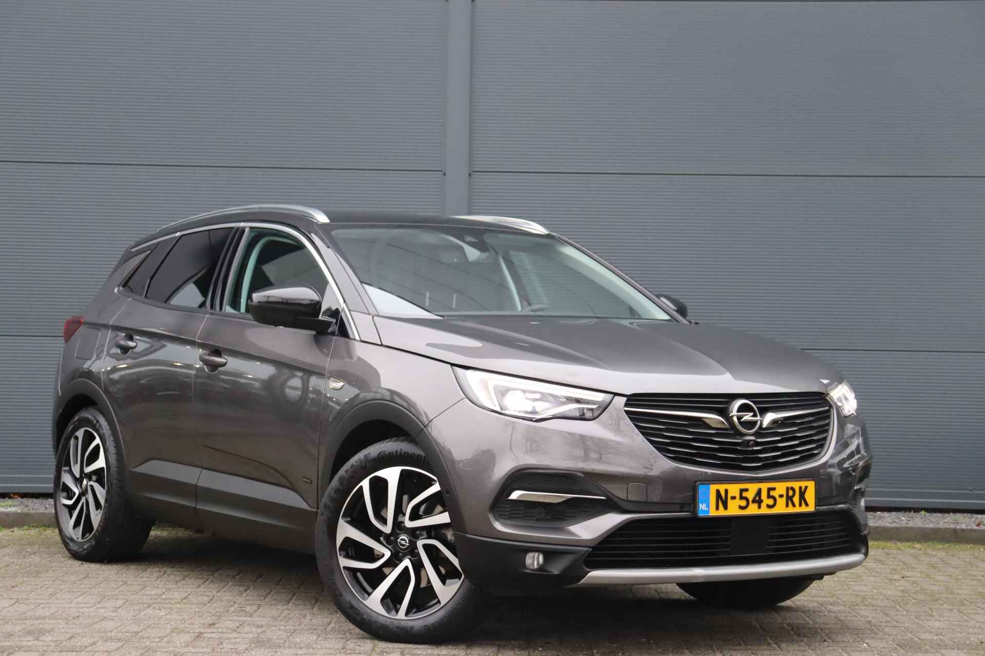 Opel Grandland X 1.6 Turbo Hybrid4 Ultimate 300PK / Leder / Navigatie / Leder - 3/40