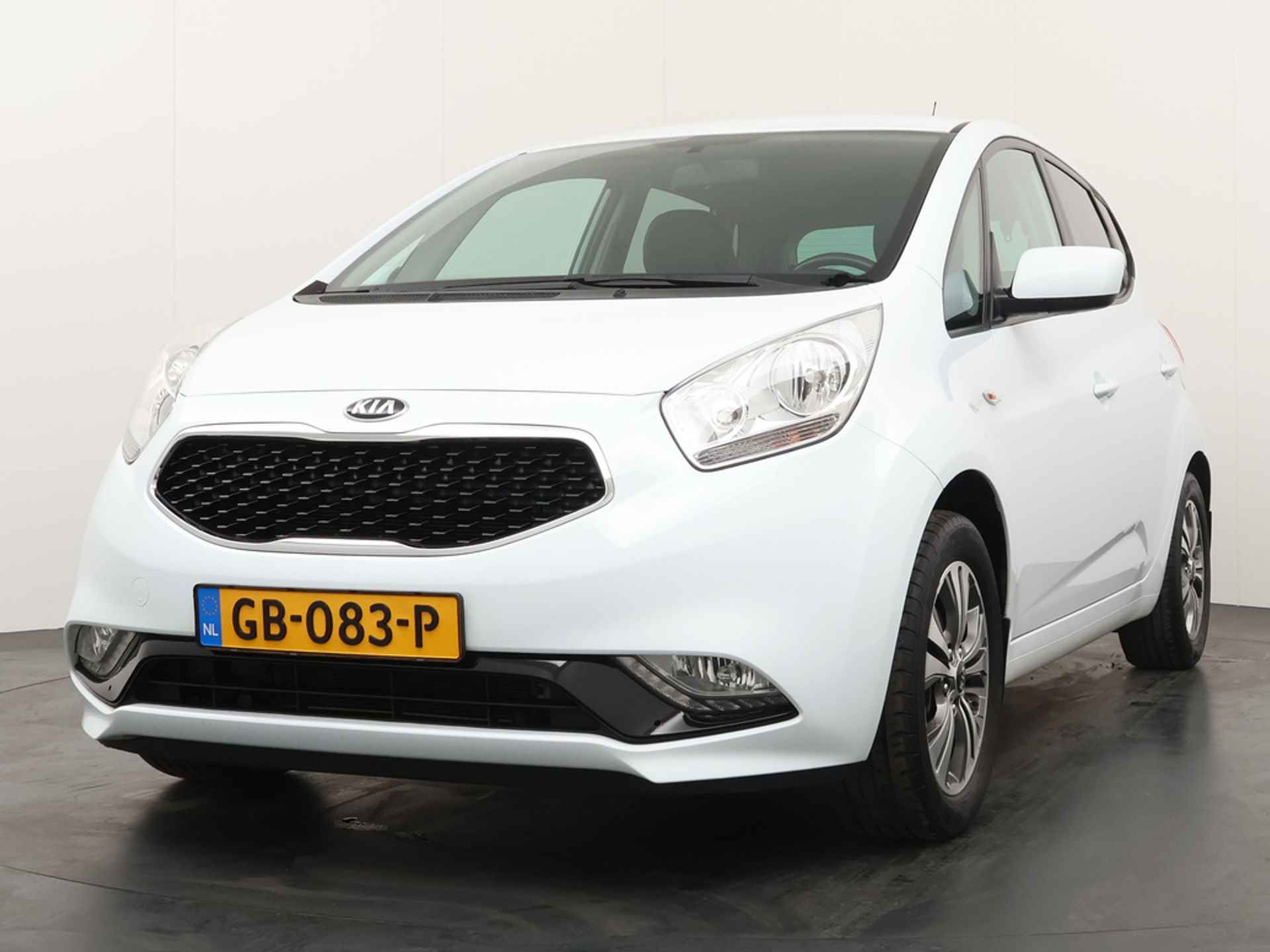 Kia Venga 1.4 CVVT First Edition - Bluetooth - Trekhaak - Navigatie - Cruise control - Achteruitrij camera - Airco - Hoge instap - 12 Maanden Bovag garantie - 2/44