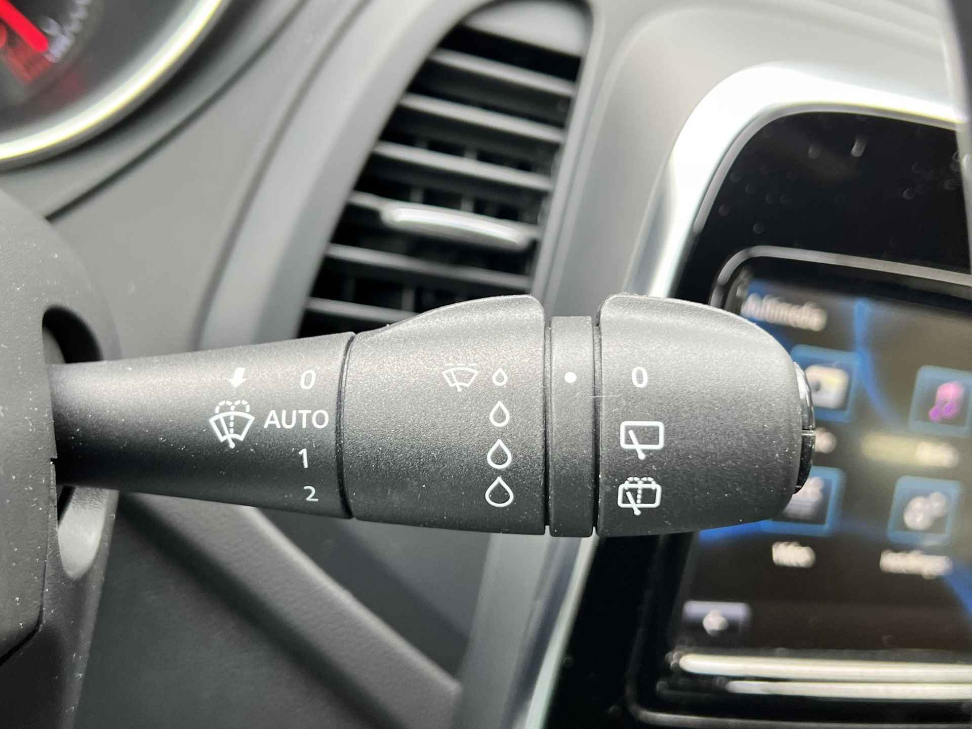 Renault Captur 1.3 TCe Version S AppleCarplay, Cruise Control, Climate Control, Stoelverwarming, Leder/Alcantara, Parksens V+A, Bluetooth, Privacy Glas (MET GARANTIE*) - 16/39