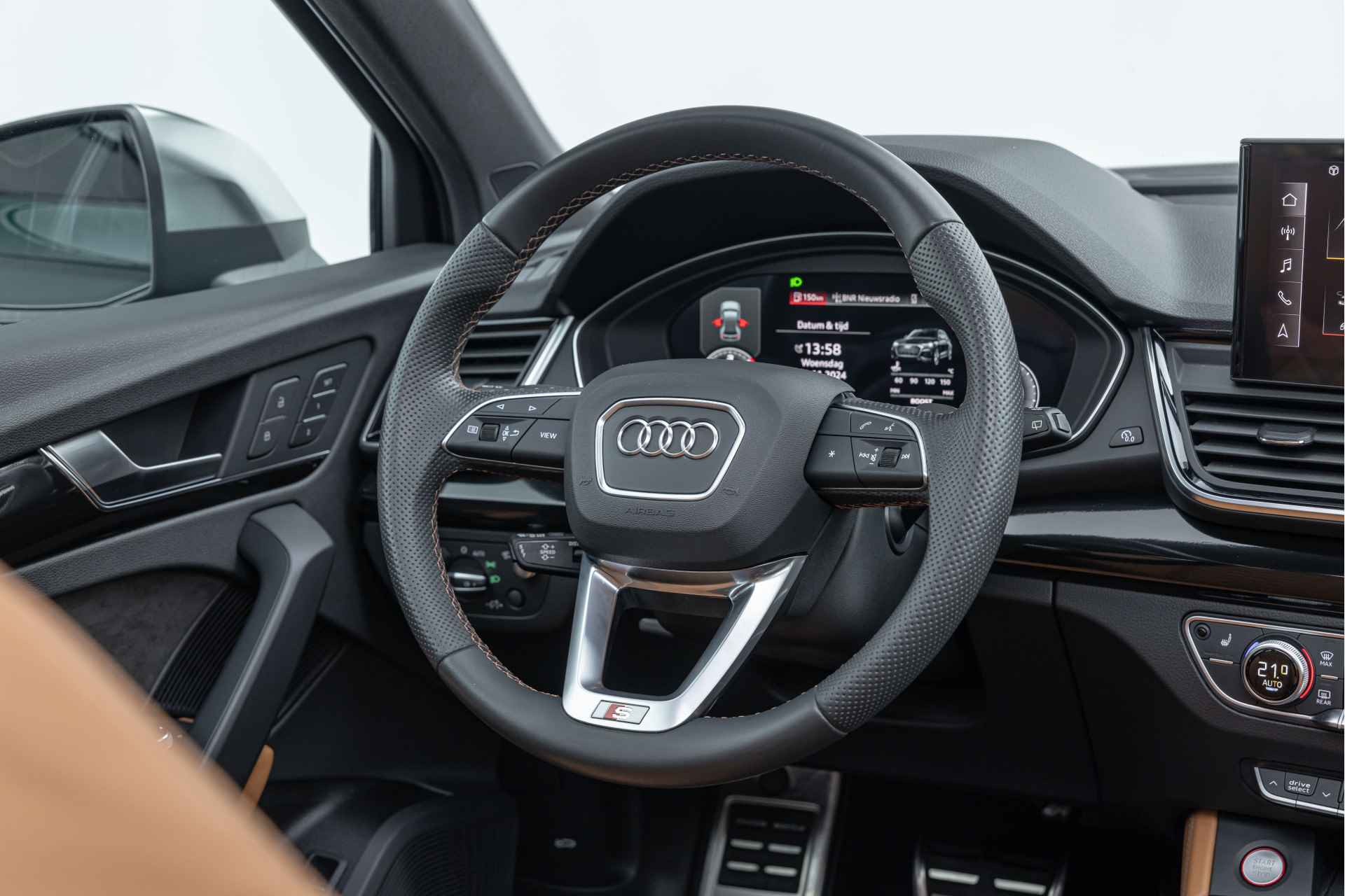 Audi SQ5 3.0 TDI 341pk Quattro Pano Luchtv. S-stoelen B&O Trekhaak HuD - 20/36