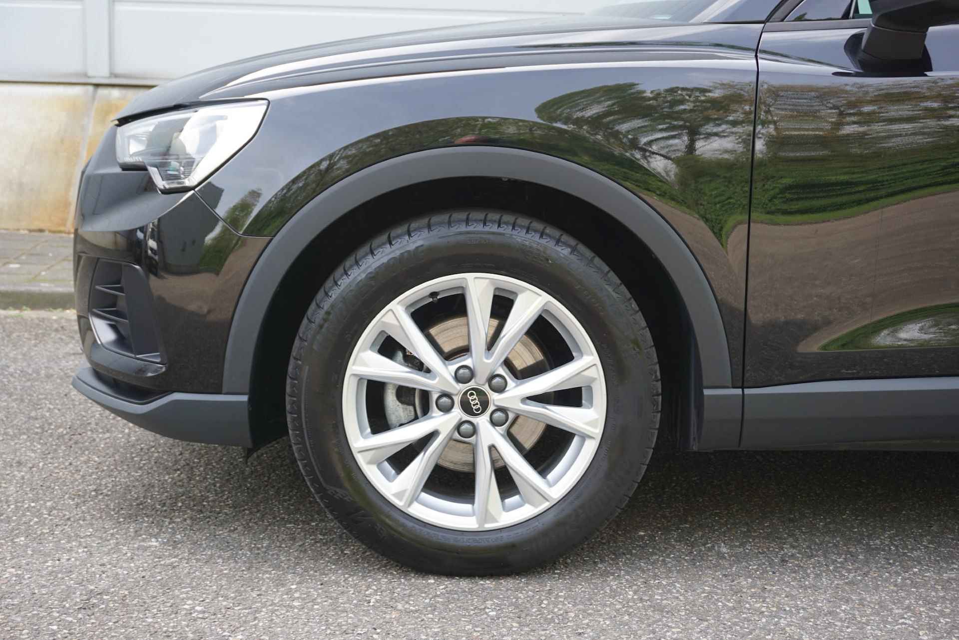 Audi Q3 35 TFSI 150pk S-tronic Pro Line | Navigatie | Achterklep Elektrisch | Parkeersensoren Achter - 14/44