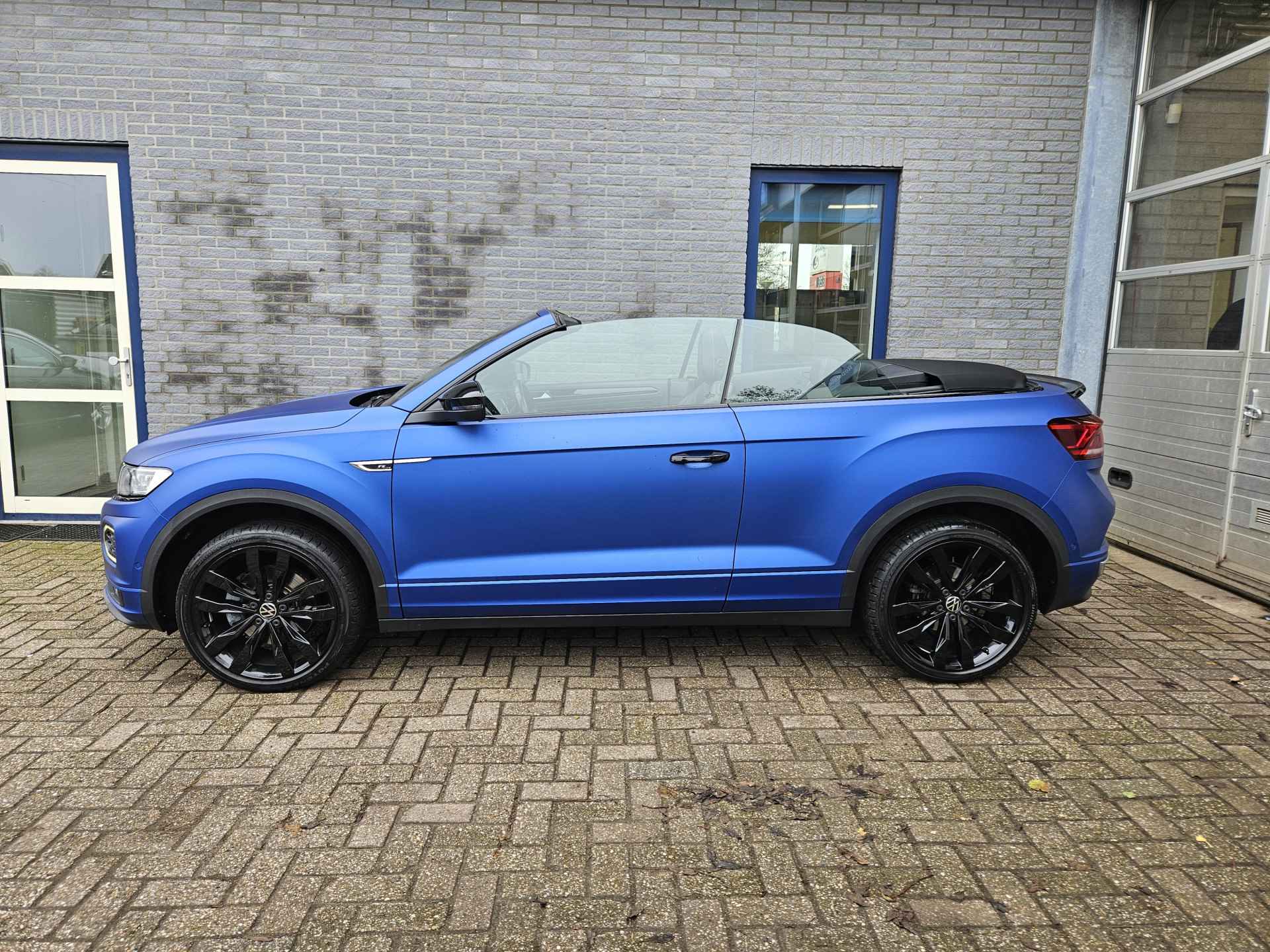 Volkswagen T-Roc Cabrio 1.5 TSI R-Line Edition Blue Inclusief Afleveringskosten - 3/40