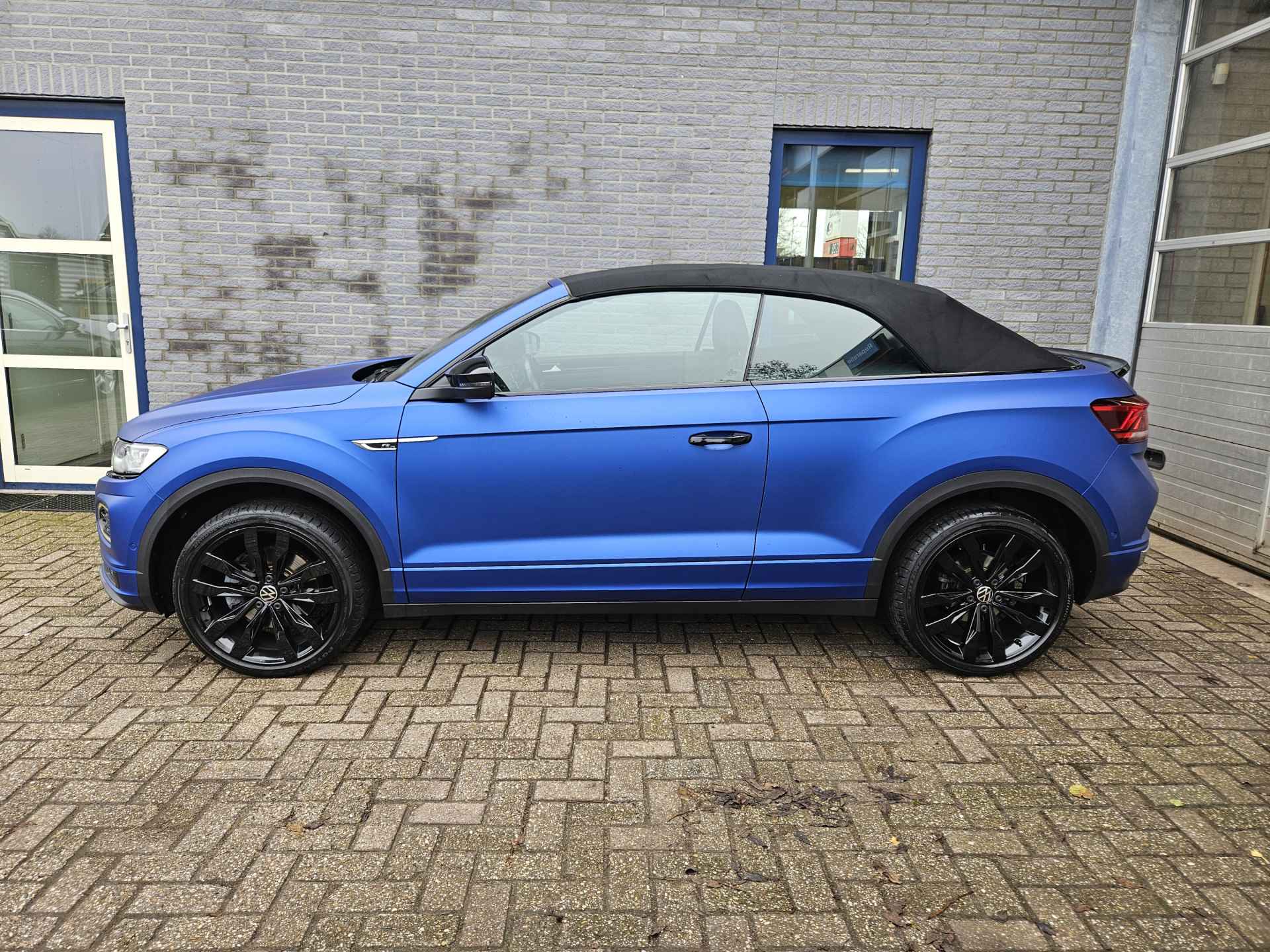 Volkswagen T-Roc Cabrio 1.5 TSI R-Line Edition Blue Inclusief Afleveringskosten - 9/40