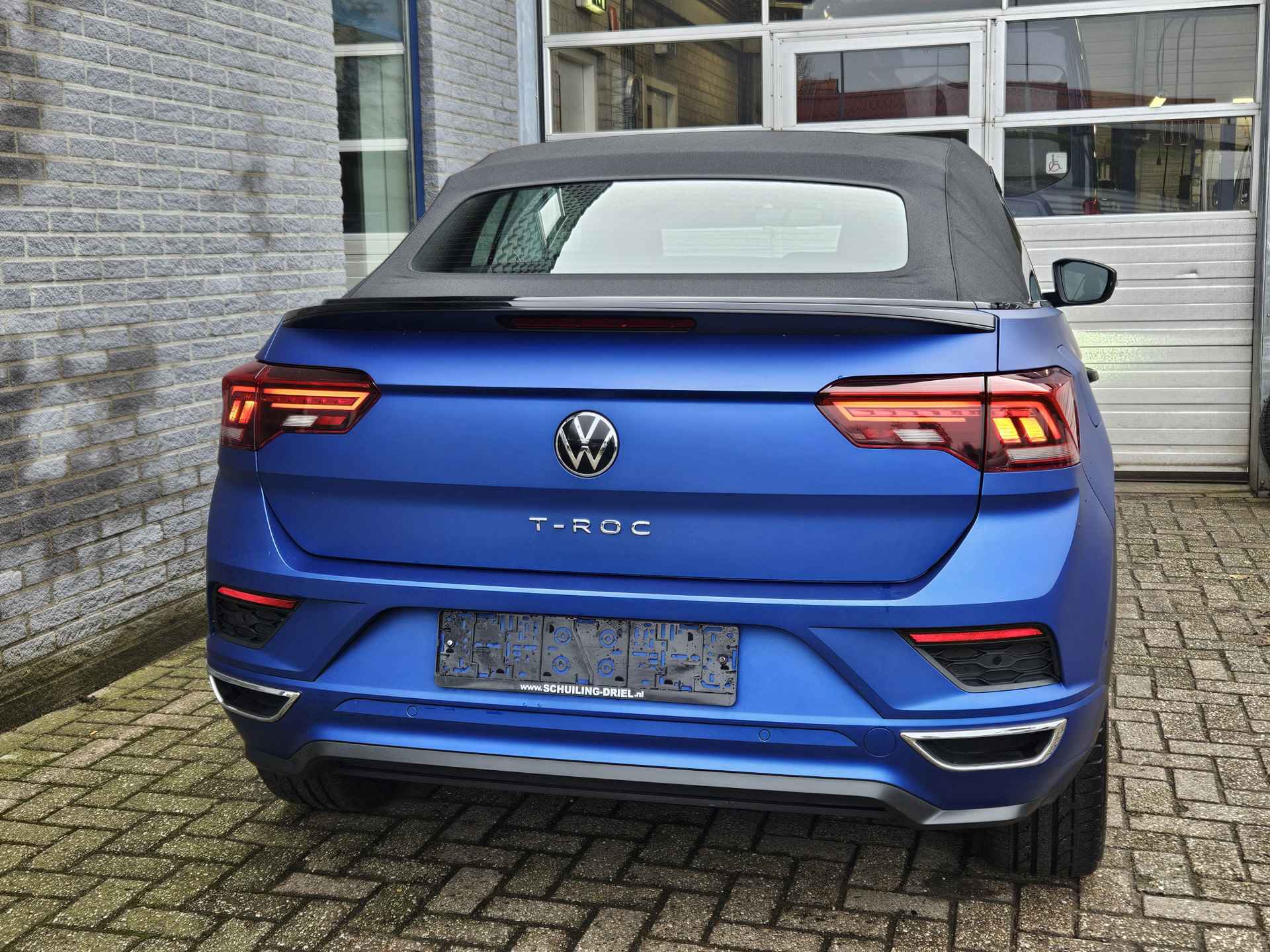 Volkswagen T-Roc Cabrio 1.5 TSI R-Line Edition Blue Inclusief Afleveringskosten - 11/40