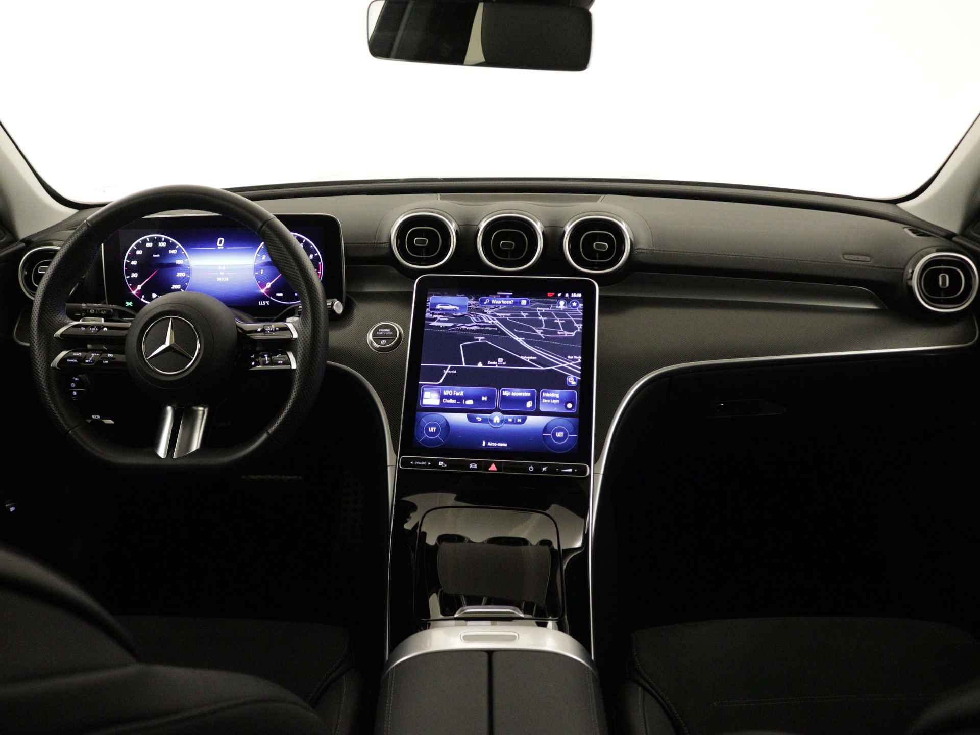 Mercedes-Benz C-Klasse 200 AMG Nightpakket Limited | Panoramadak | Dode Hoek Ass | Sfeerverlichting | Apple CarPlay | DAB | inclusief 24 maanden MB Certified garantie voor europa - 6/44