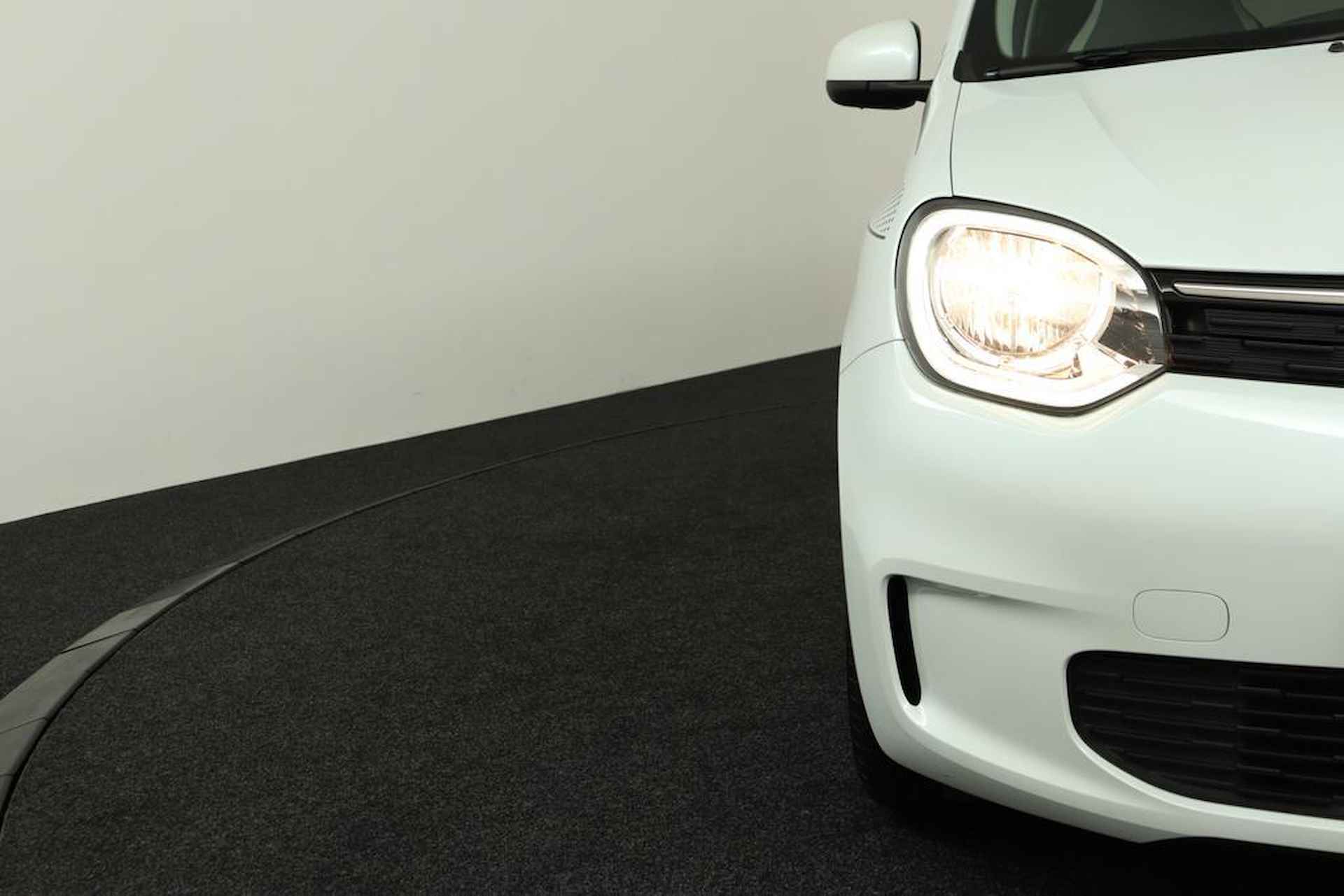 Renault Twingo 1.0 SCe Collection | Eerste Eigenaar | Lichtmetalen Velgen | Parelmoerlak | Apple Carplay / Android Auto NAVIGATIE | Striping Dots | Privacy Glass - 27/44