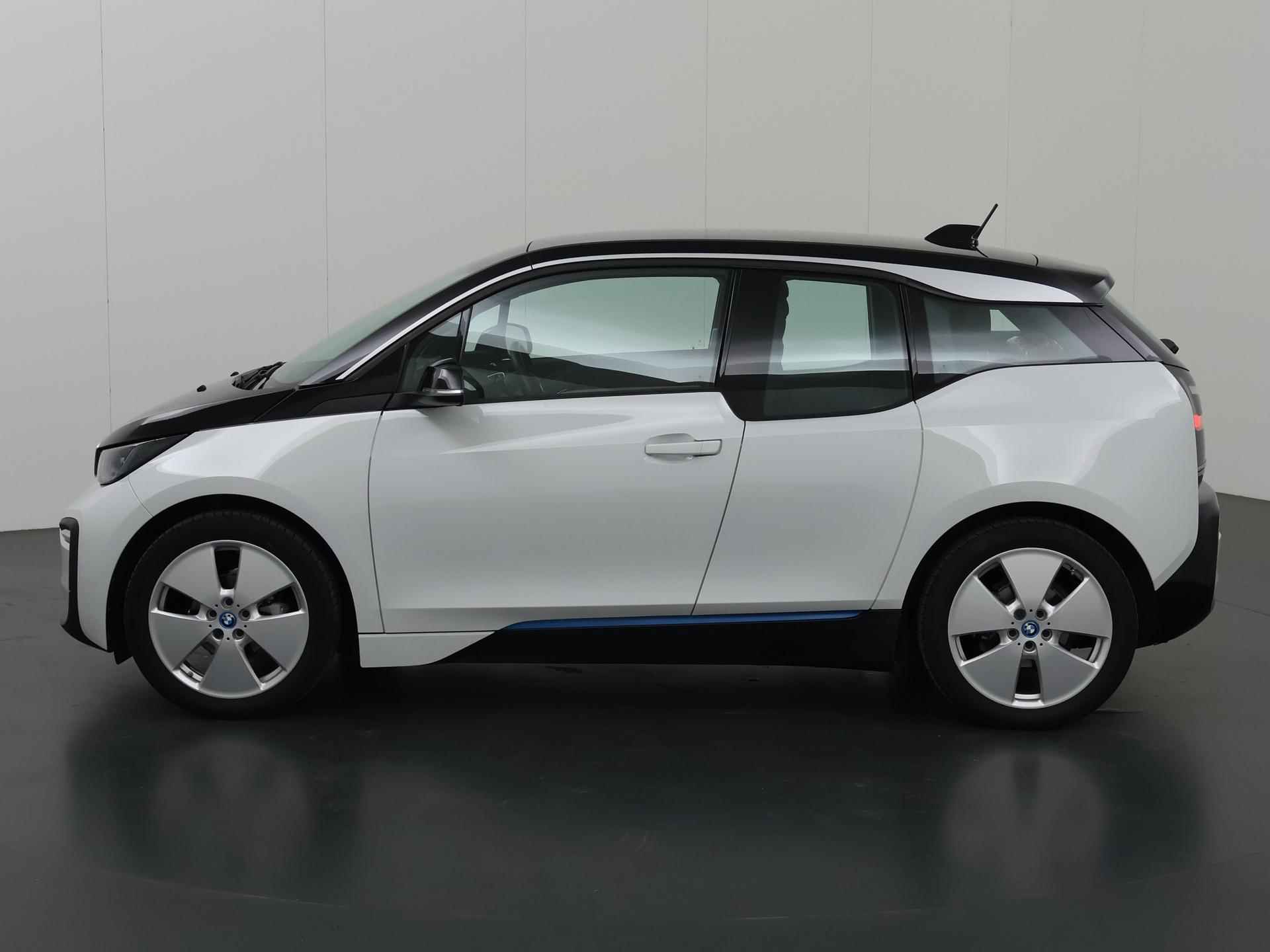 BMW i3 Business Edition Plus 120Ah 42 kWh | LED | Navigatie | DAB | Climate Control | Cruise Control | PDC | Warmtepomp | Comfort-Pakket | 3-Fase/11kw | - 6/38