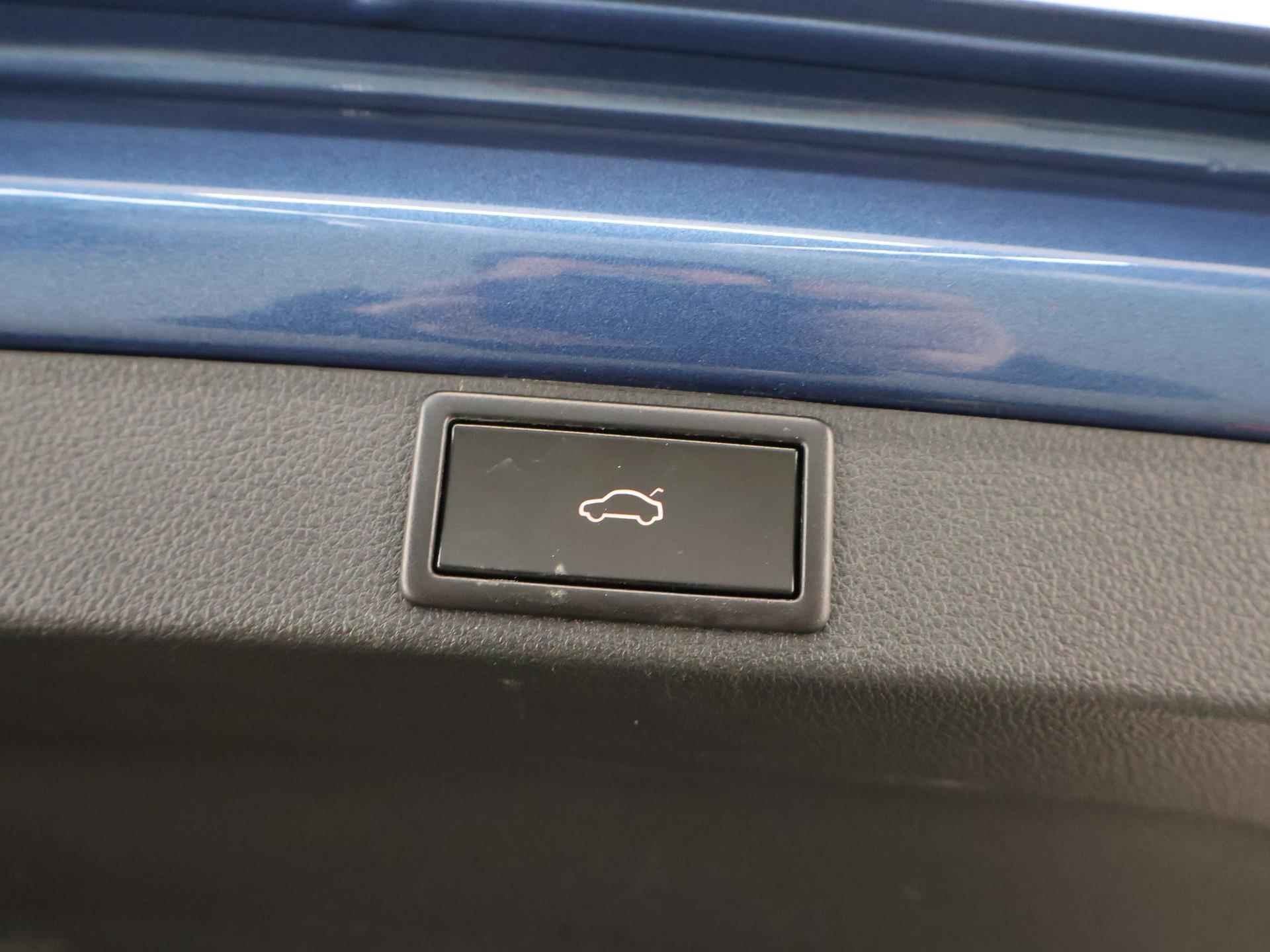 Skoda Octavia Combi 1.4 TSI iV PHEV First Edition | Panoramadak | Head-Up | Canton Sound | Sportstoelen met Memory | Digitaal Dashboard | Keyless go | Stoelverwarming | Parkeercamera | - 37/41