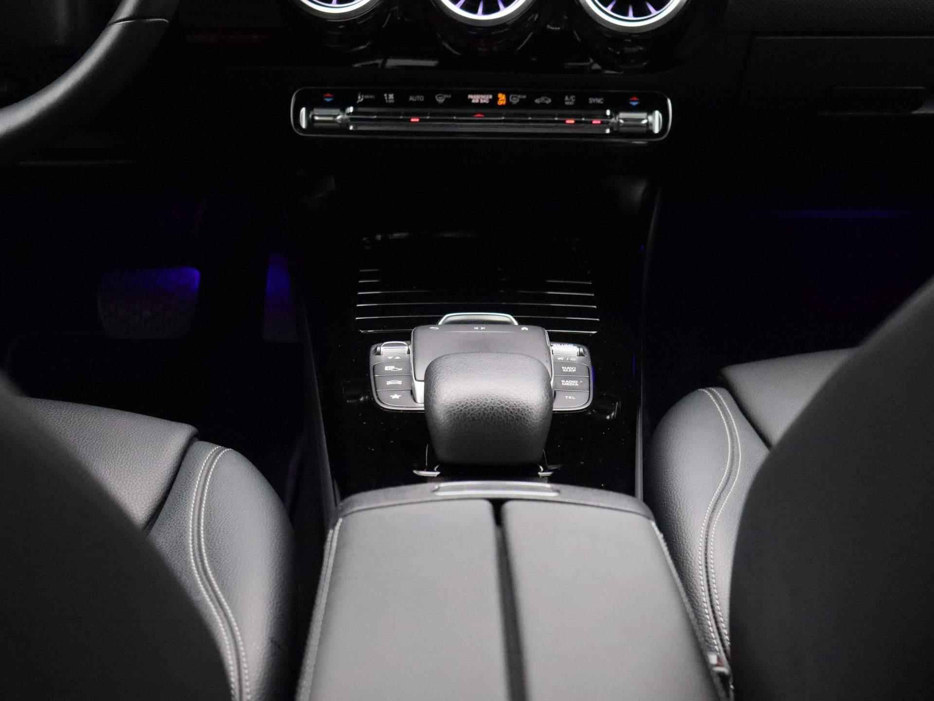 Mercedes-Benz CLA-klasse 180 d Business Solution | HALF LEDER | SFEERVERLICHTING | WIDE SCREEN | ACHTERUITRIJCAMERA | STOELVERWARMING | ELEKTRISCHE KOFFERKLEP |  LED VERLICHTING | - 10/48