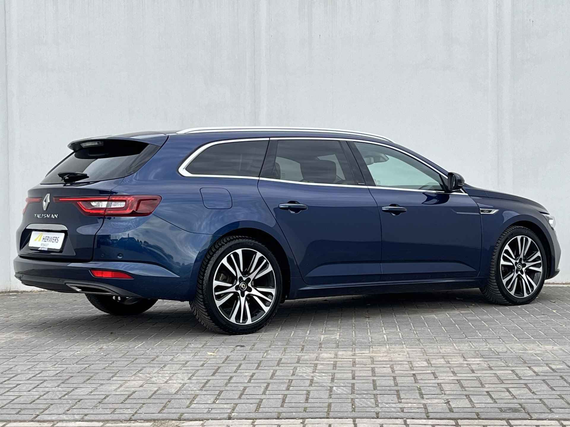 Renault Talisman Estate 1.3 TCe 160PK EDC Automaat Initiale Paris / 1.800KG Trekgewicht / Uniek Liefhebbersauto/ Volledig Dealer Onderhouden / 1500kg Trekgewicht /  Adaptieve cruise control / Lederen bekleding / BOSE Audio / Voorstoelen met massagefunctie - 3/60