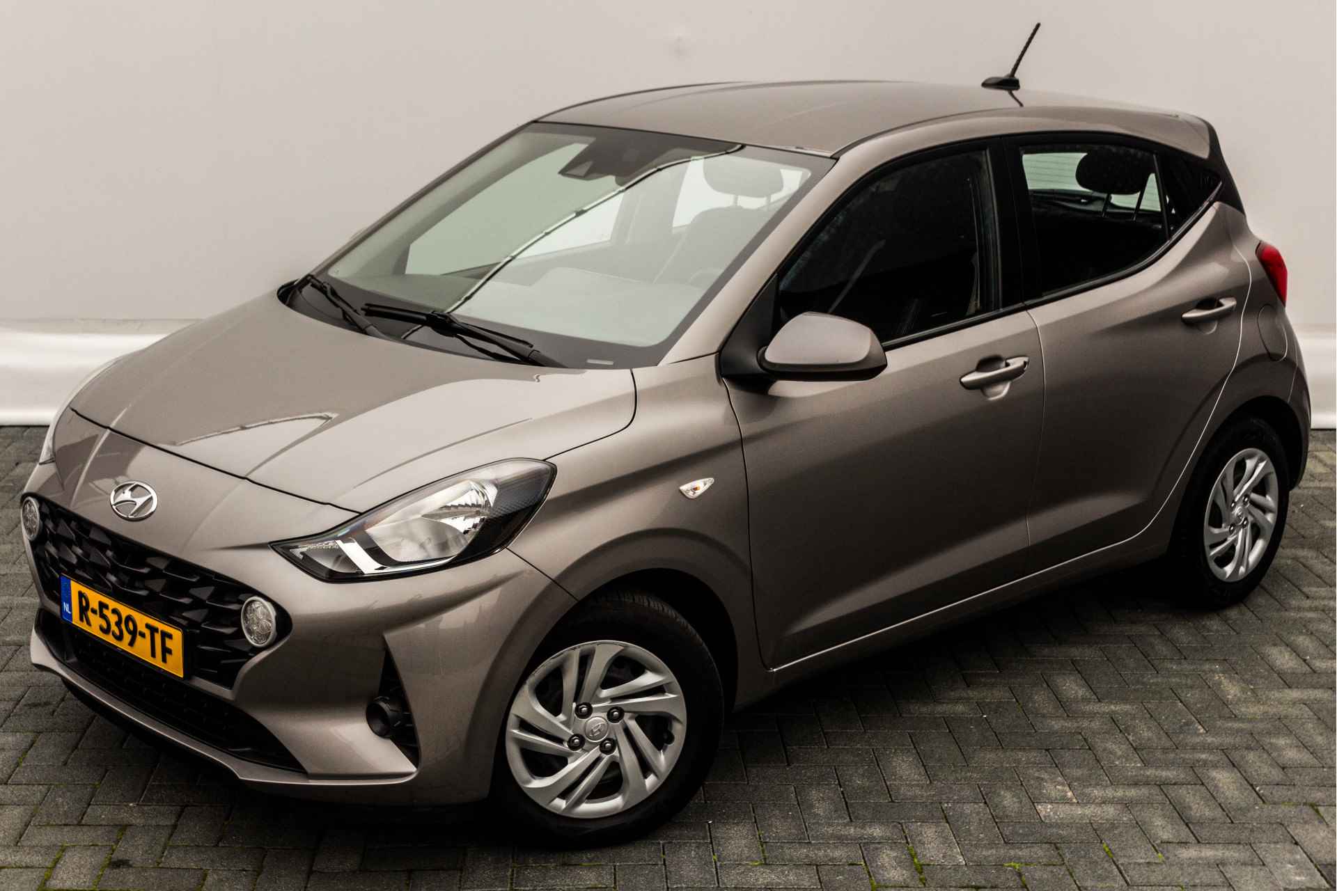 Hyundai i10 67 PK Comfort 5 DRS Automaat 15 DKM UNIEK Fabr: Garantie. | Navi | Airco | PDC Achter | Telefoon voorbereiding | - 14/34