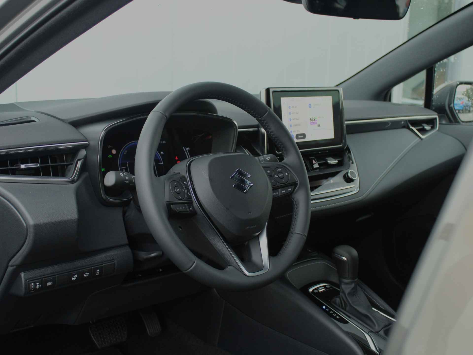 Suzuki Swace 1.8 Hybrid Style, ORG NL, DEMOVOORDEEL, 6 JAAR GARANTIE, Apple Carplay/Android Auto, Adaptieve Cruise Control, Climate Control, Stuur- en Stoelverwarming,  Parkeersensoren voor en achter - 12/32