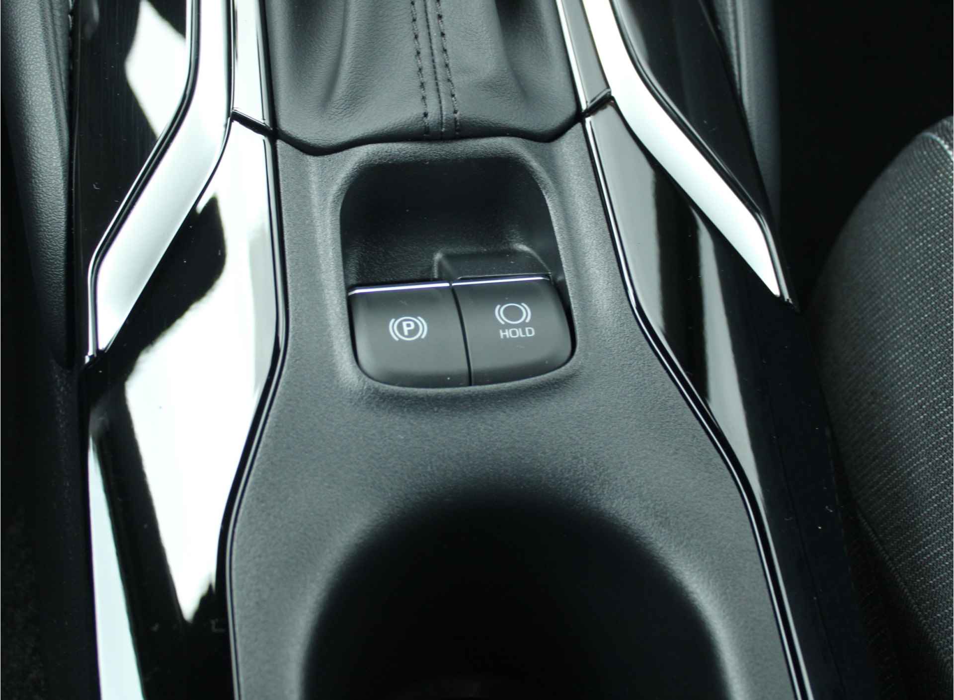 Suzuki Swace 1.8 Hybrid Style, ORG NL, DEMOVOORDEEL, 6 JAAR GARANTIE, Apple Carplay/Android Auto, Adaptieve Cruise Control, Climate Control, Stuur- en Stoelverwarming,  Parkeersensoren voor en achter - 18/32