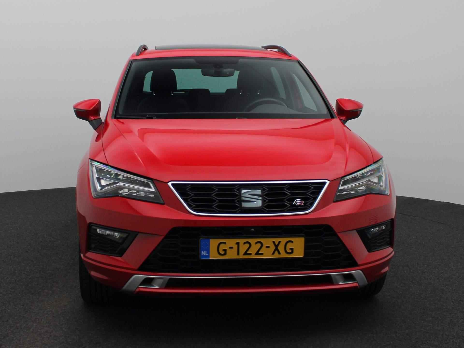 SEAT Ateca 1.5 TSI FR Business Intense 150 PK | LED Koplampen | Navigatie | Rondomzicht Camera | Apple Carplay/Android Auto | Panorama dak | Climate Control | Alcantara bekleding | Keyless-Entry | Privacy Glass | Cruise Control | Parkeersensoren | Lichtmetalen velgen | - 3/43