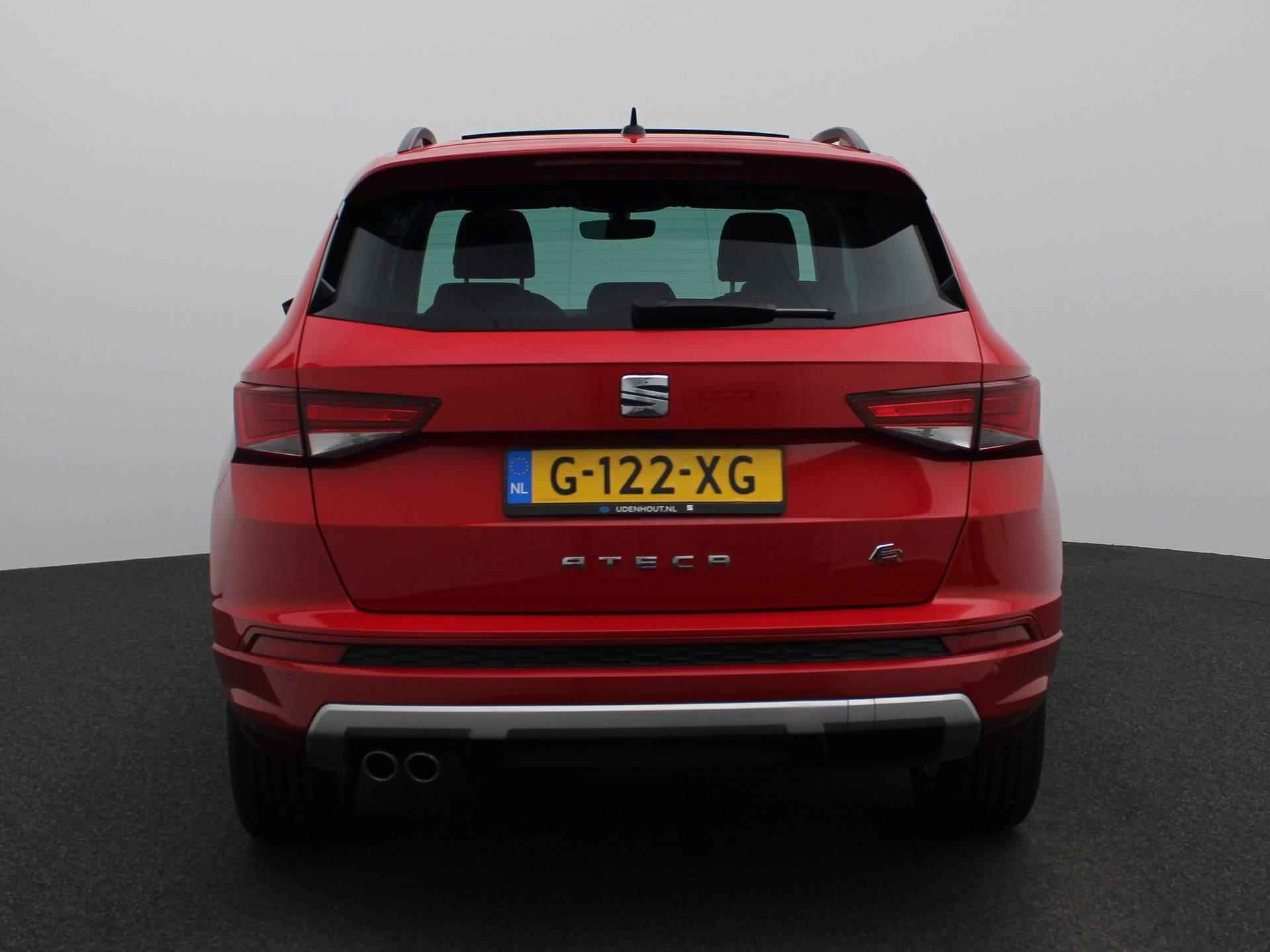 SEAT Ateca 1.5 TSI FR Business Intense 150 PK | LED Koplampen | Navigatie | Rondomzicht Camera | Apple Carplay/Android Auto | Panorama dak | Climate Control | Alcantara bekleding | Keyless-Entry | Privacy Glass | Cruise Control | Parkeersensoren | Lichtmetalen velgen | - 5/43