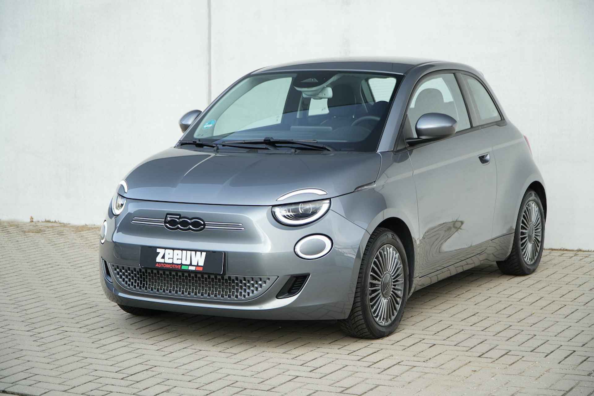 Fiat 500e Icon 42KWH | LED | Navi | Carplay | Comfort | BTW | 16" - 8/33