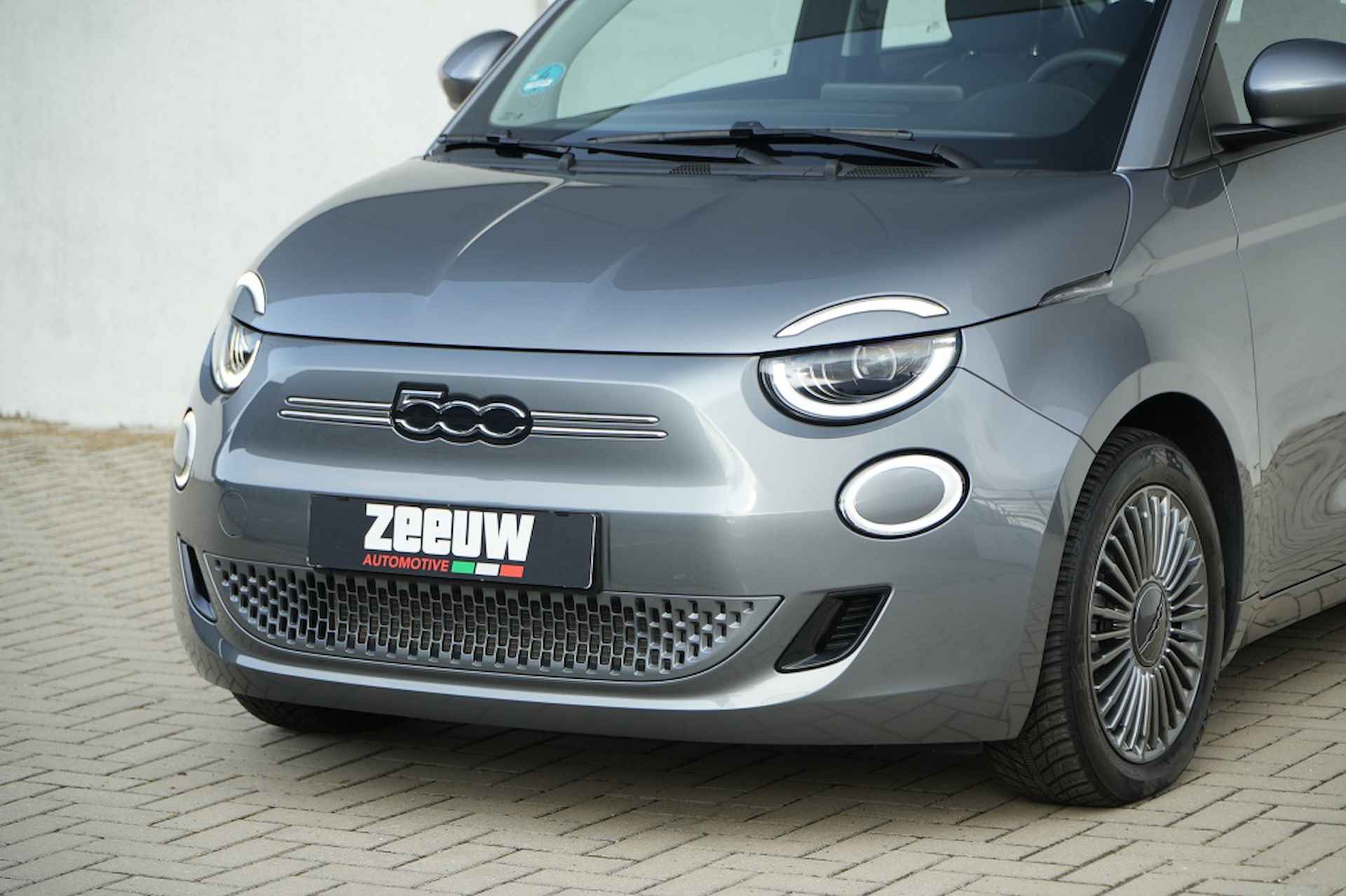 Fiat 500e Icon 42KWH | LED | Navi | Carplay | Comfort | BTW | 16" - 9/33