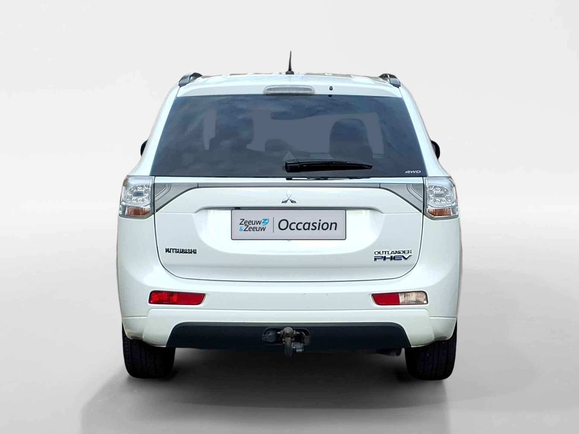 Mitsubishi Outlander 2.0 PHEV Intense + - 5/28