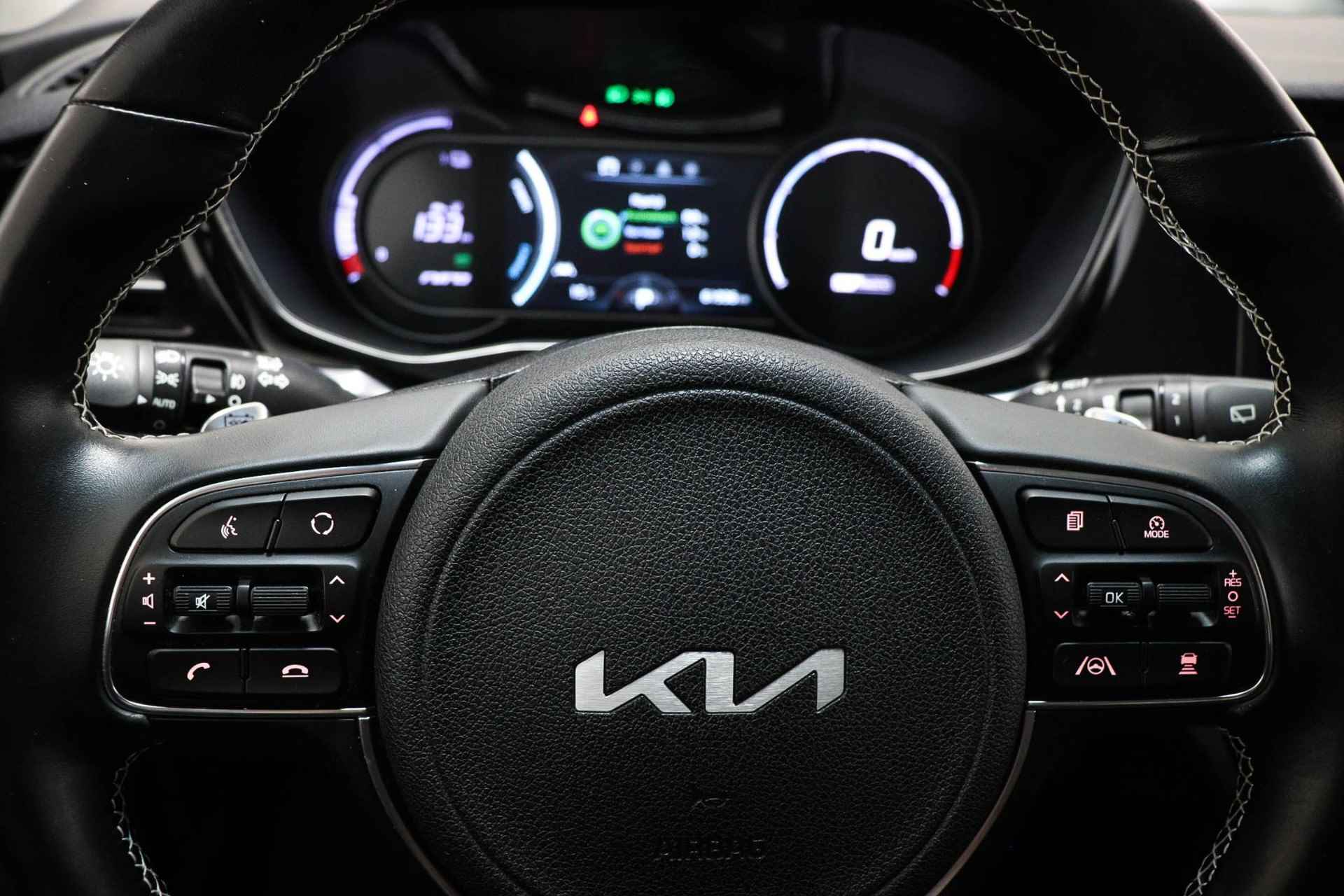 Kia e-Niro DynamicLine 64 kWh | STUURVERWARMING | DAB | APPLE | CAMERA - 31/52