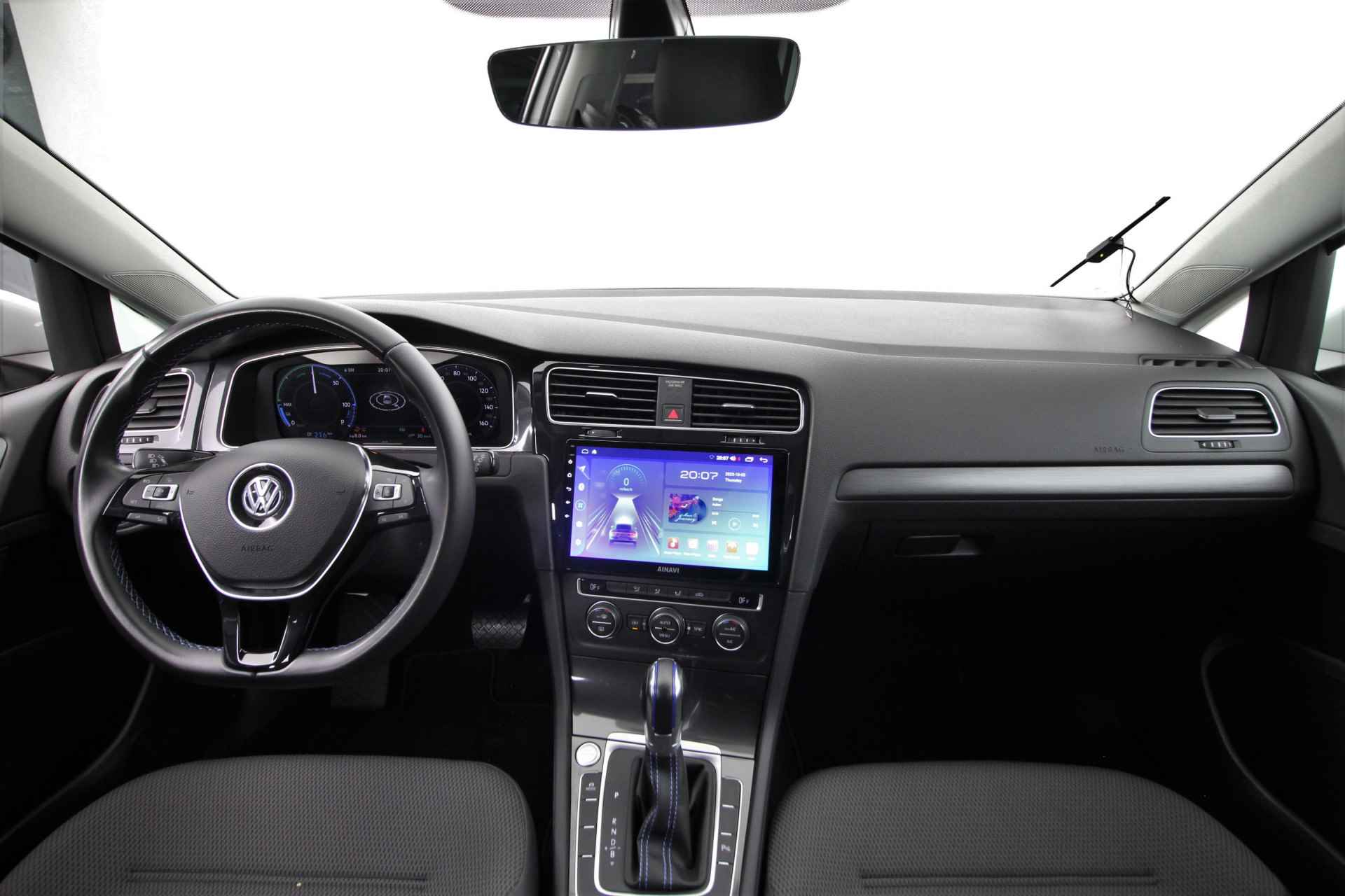 Volkswagen e-Golf Navigatie,cam,Lm velgen 32350 km!!! - 11/21
