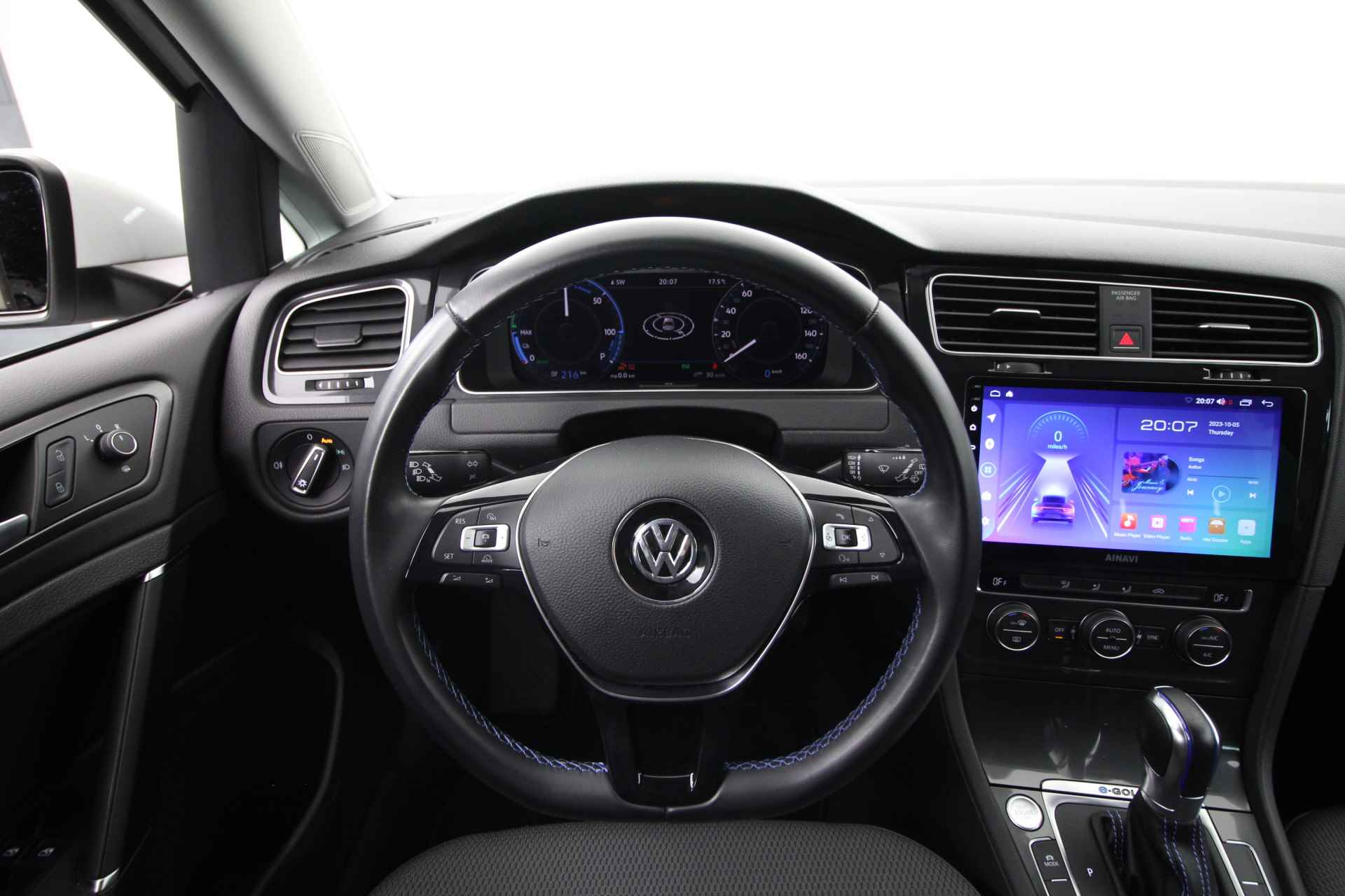 Volkswagen e-Golf Navigatie,cam,Lm velgen 32350 km!!! - 12/21