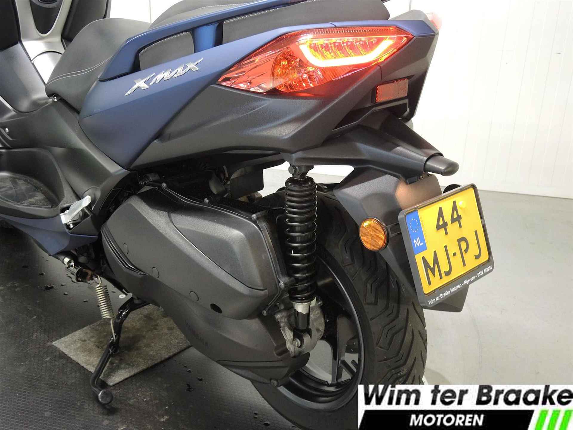 Yamaha X-MAX 300 ABS - 2018 - 8/13