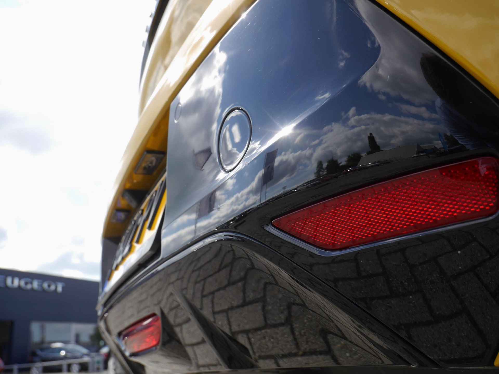 Peugeot e-208 EV GT 100kW 1-fase 50 kWh 12% Bijtelling| Camera| Navigatie | 17" velgen - 19/51