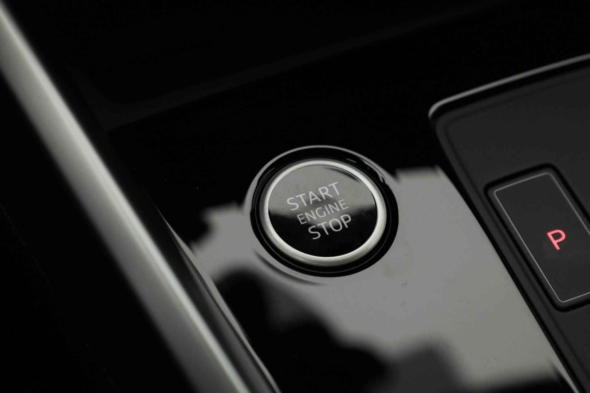 Audi A3 Sportback 35 TFSI S edition | Pano | Stoelverwarming | Parkeersensoren achter | ACC - 9/41