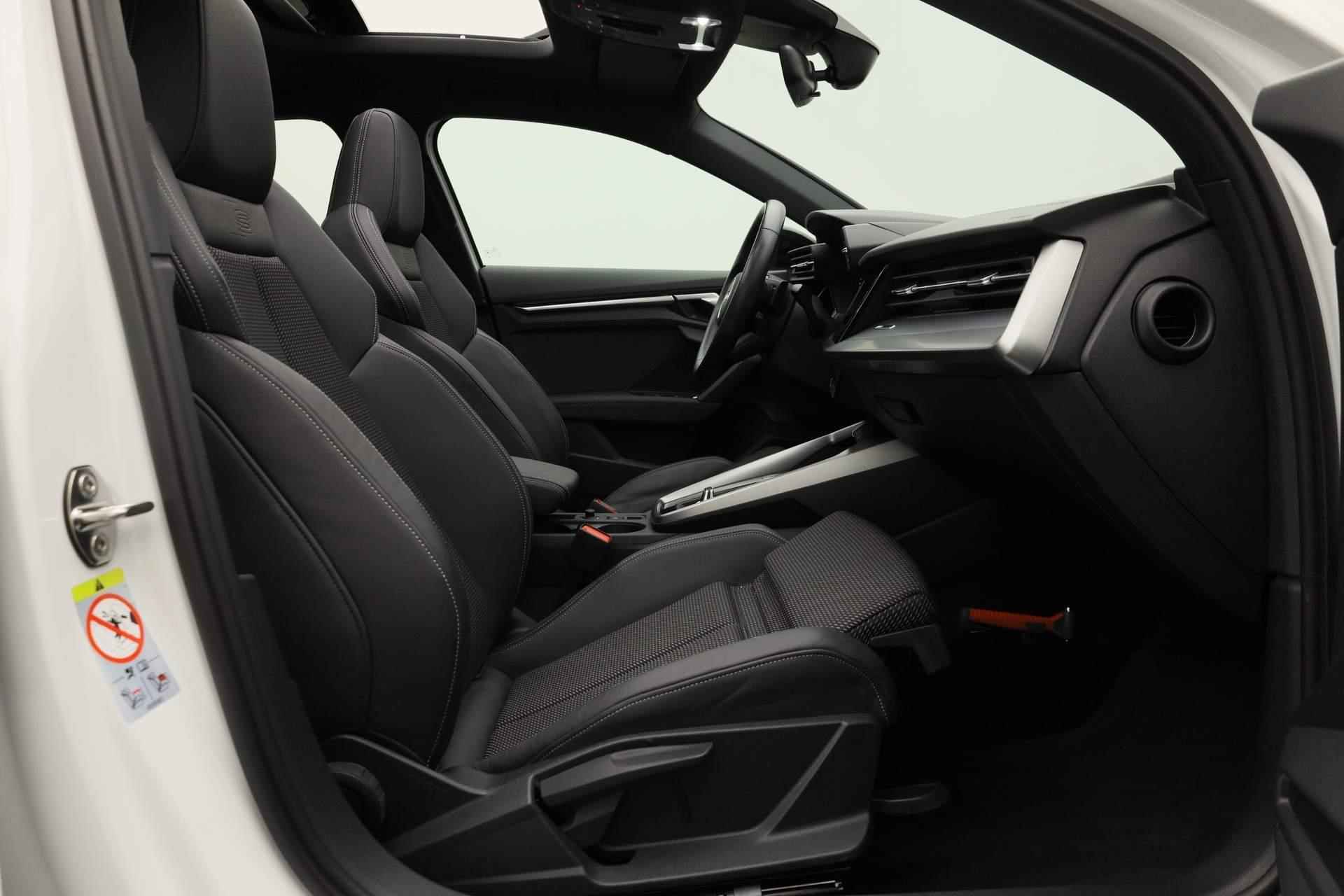 Audi A3 Sportback 35 TFSI S edition | Pano | Stoelverwarming | Parkeersensoren achter | ACC - 37/41