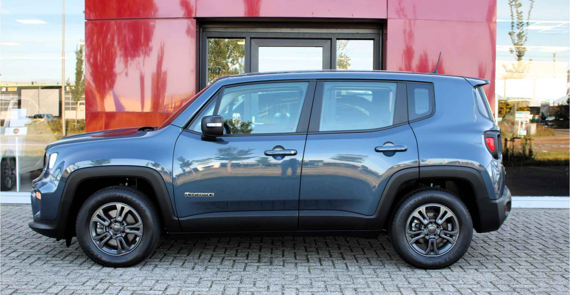 Jeep Renegade 1.5T e-Hybrid 130pk Longitude│Cruise│Clima│PDC│Navi│CarPlay - 8/31