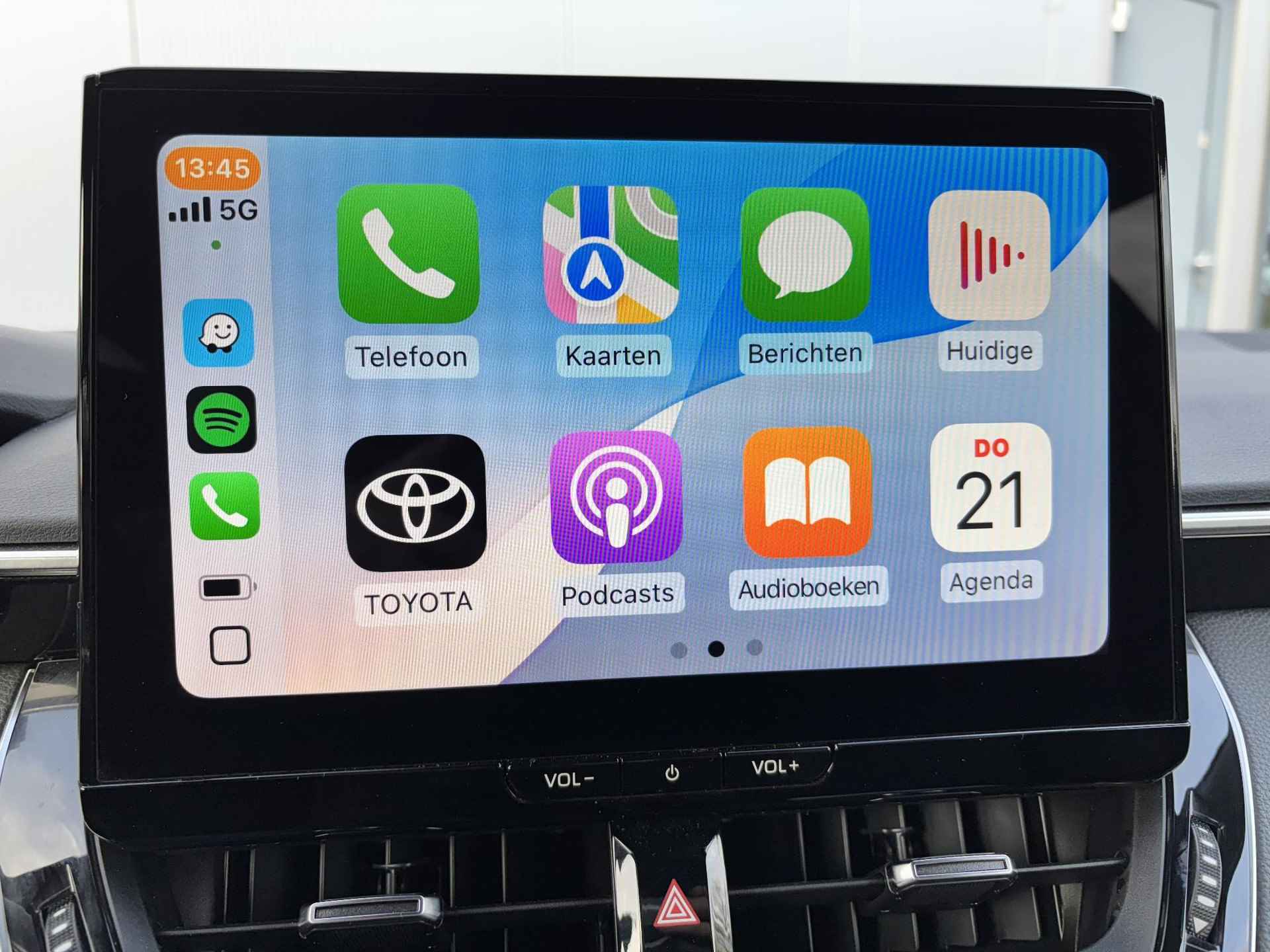 Toyota Corolla Touring Sports Hybrid 140 Dynamic Apple Carplay Android Auto,Elek.Achterklep.,BSM,Stoelverwarming - 28/53