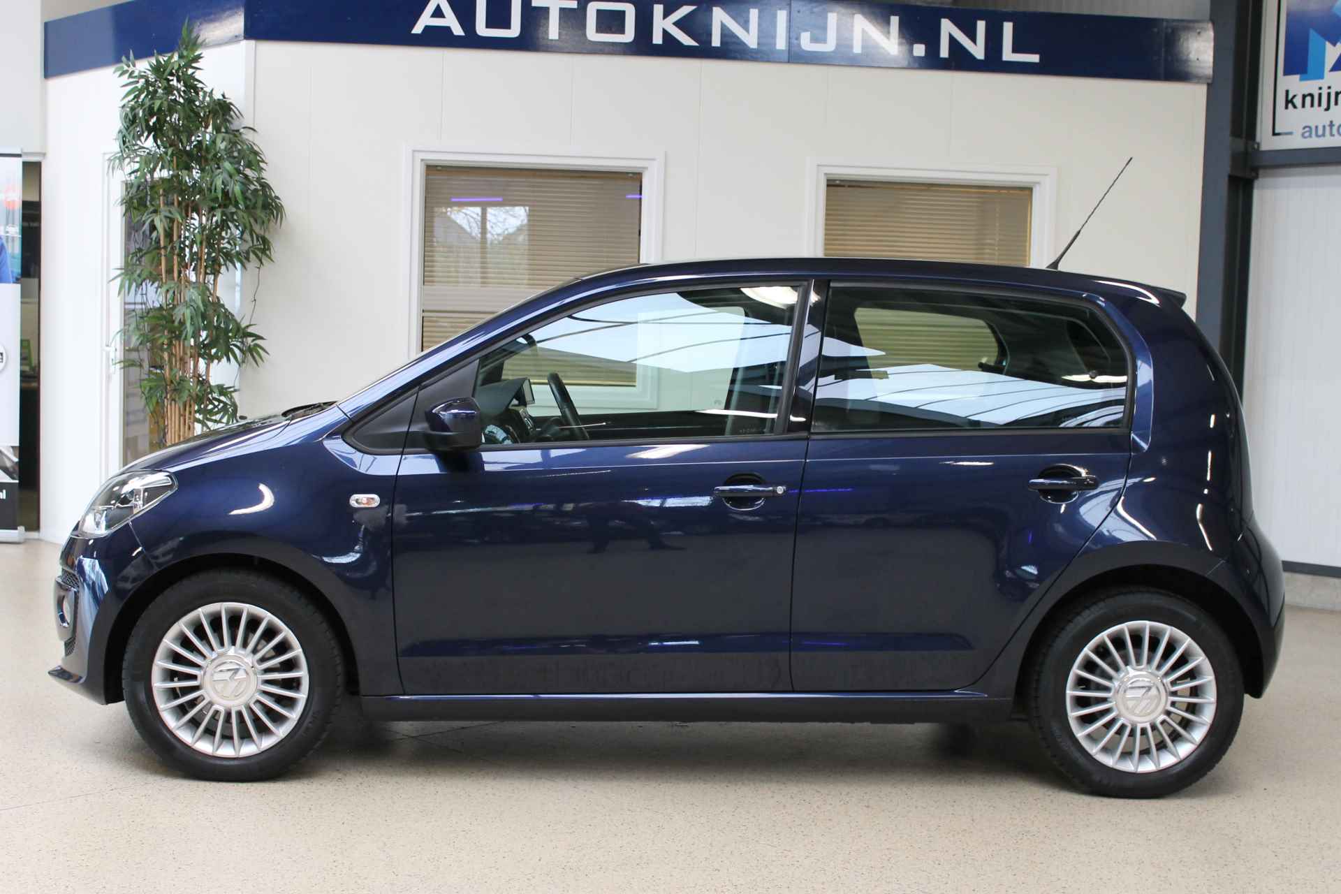 Volkswagen up! 1.0 75pk High Up! BlueMotion | NL-auto | Cruise control | Navigatie | PDC | - 5/34