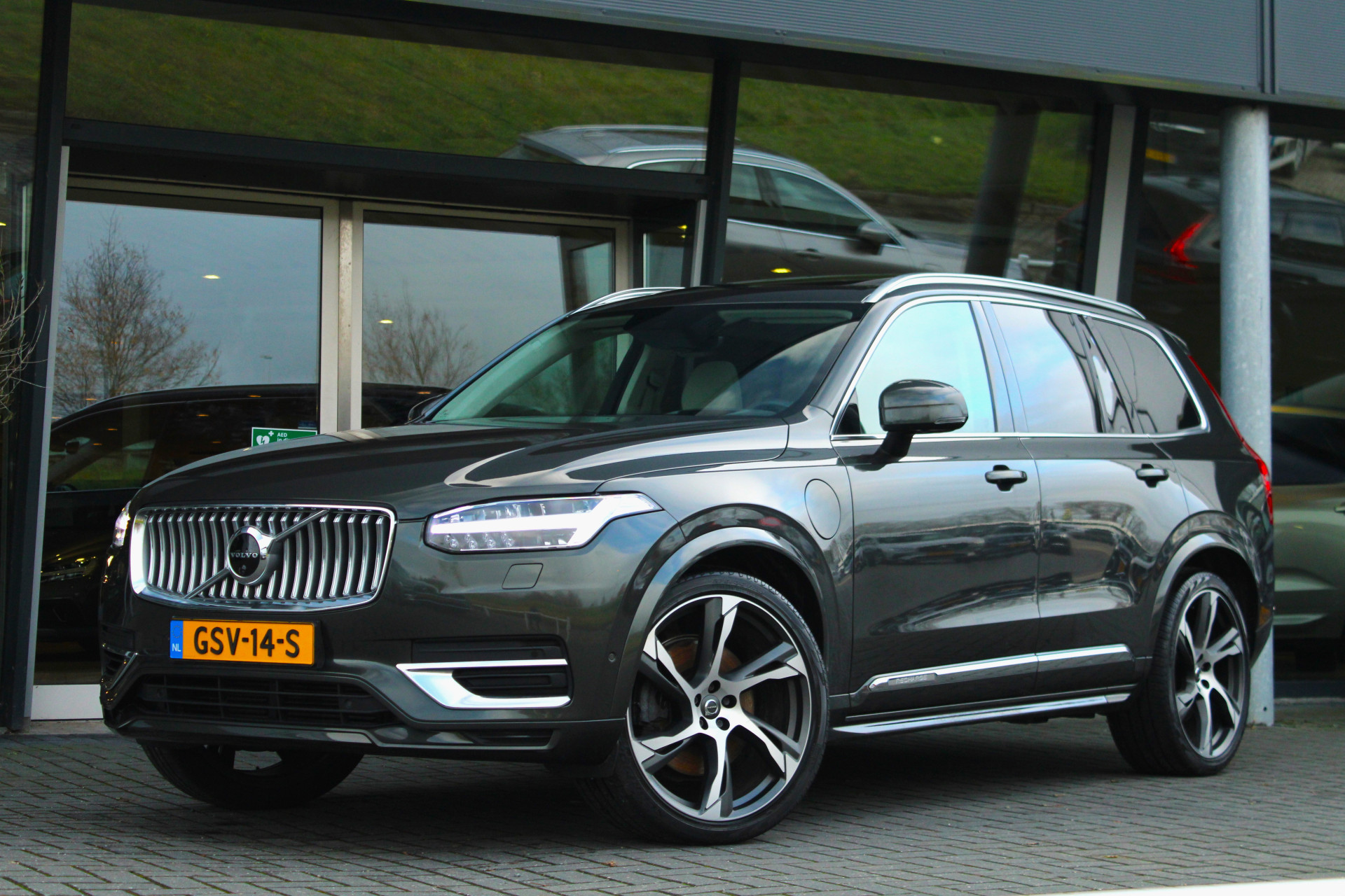 Volvo XC90 T8 Recharge AWD Inscription | Luchtvering | Adaptive Cruise | 360° Camera | Harman/Kardon | Panoramadak | Head-up display | 22-I