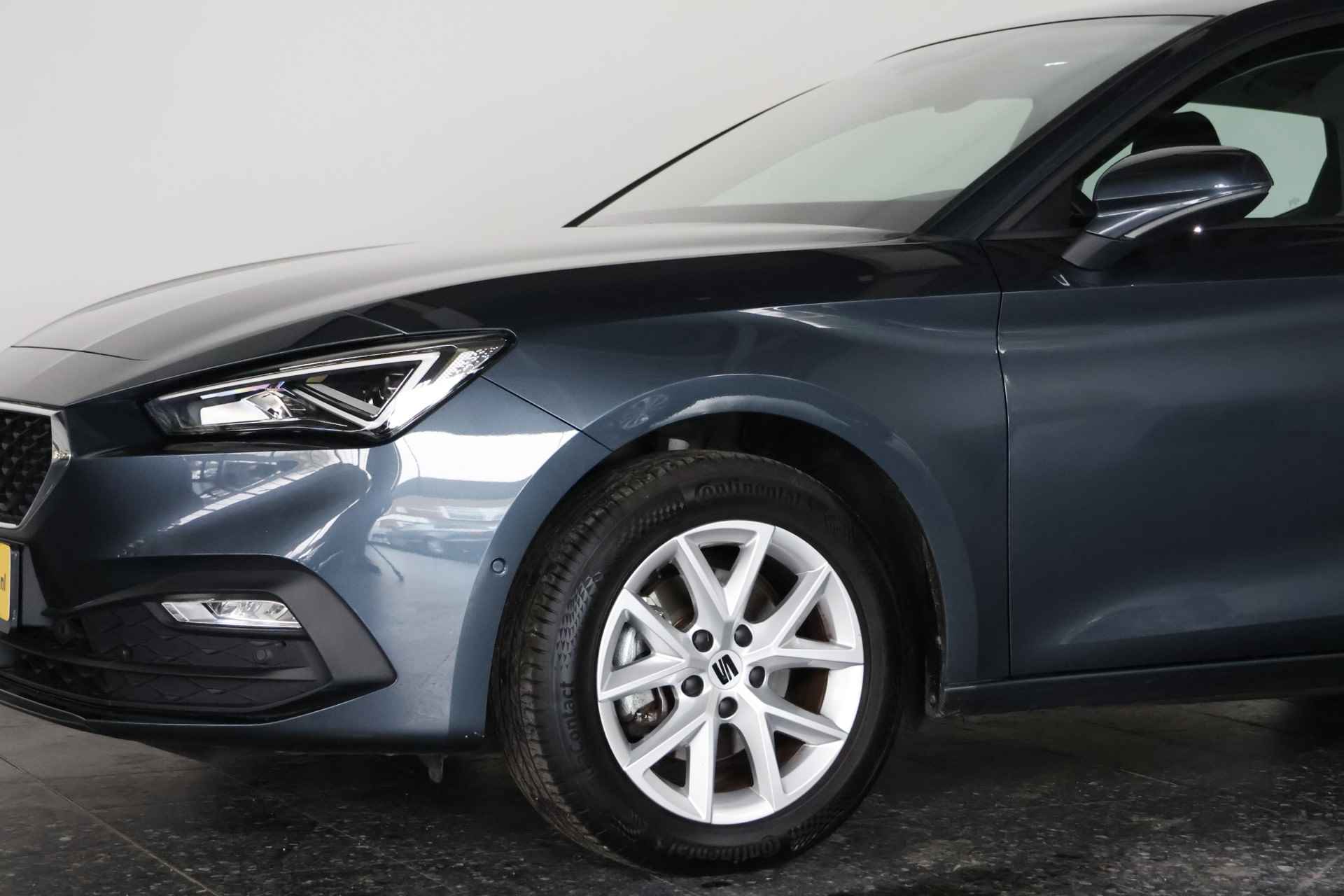 SEAT Leon 1.0 TSI Style / Navi / Cruise / CarPlay / PDC / DAB / LED - 28/29