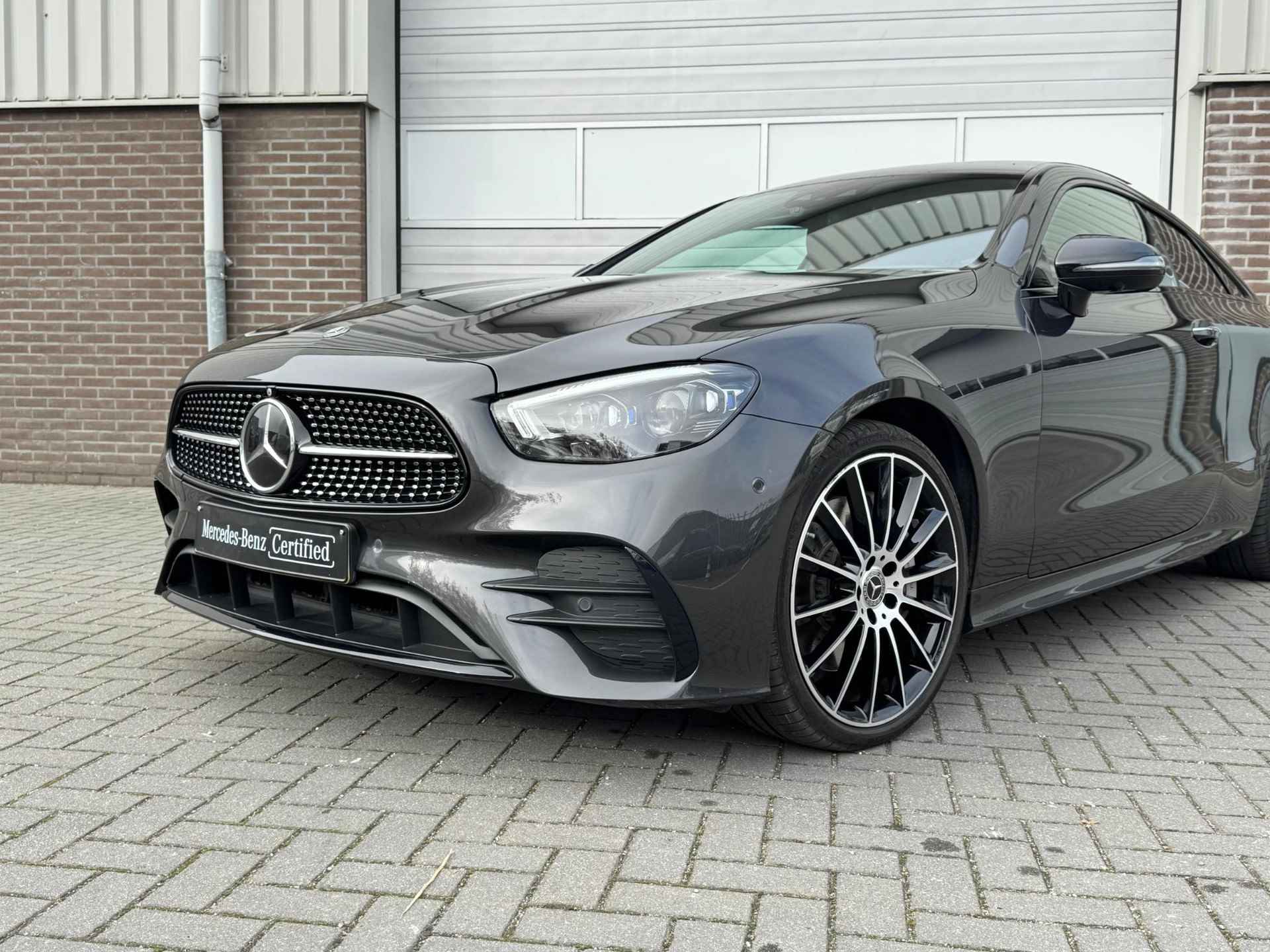 Mercedes-Benz E-klasse Coupé 450 4MATIC AMG Line | Panoramadak | Burmester | - 28/30