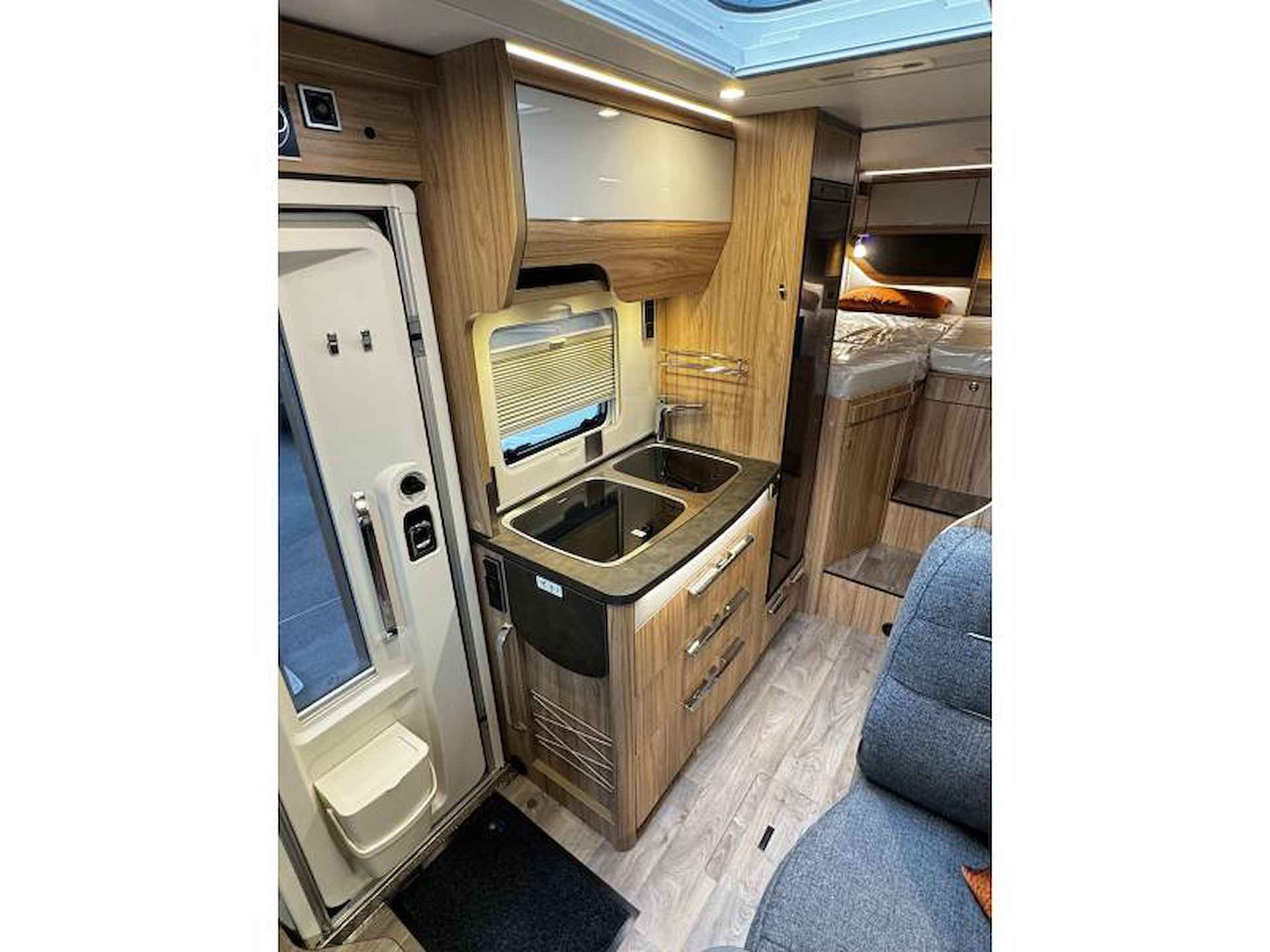 Hymer Exsis-T 474 - Automaat - compact - 9/20