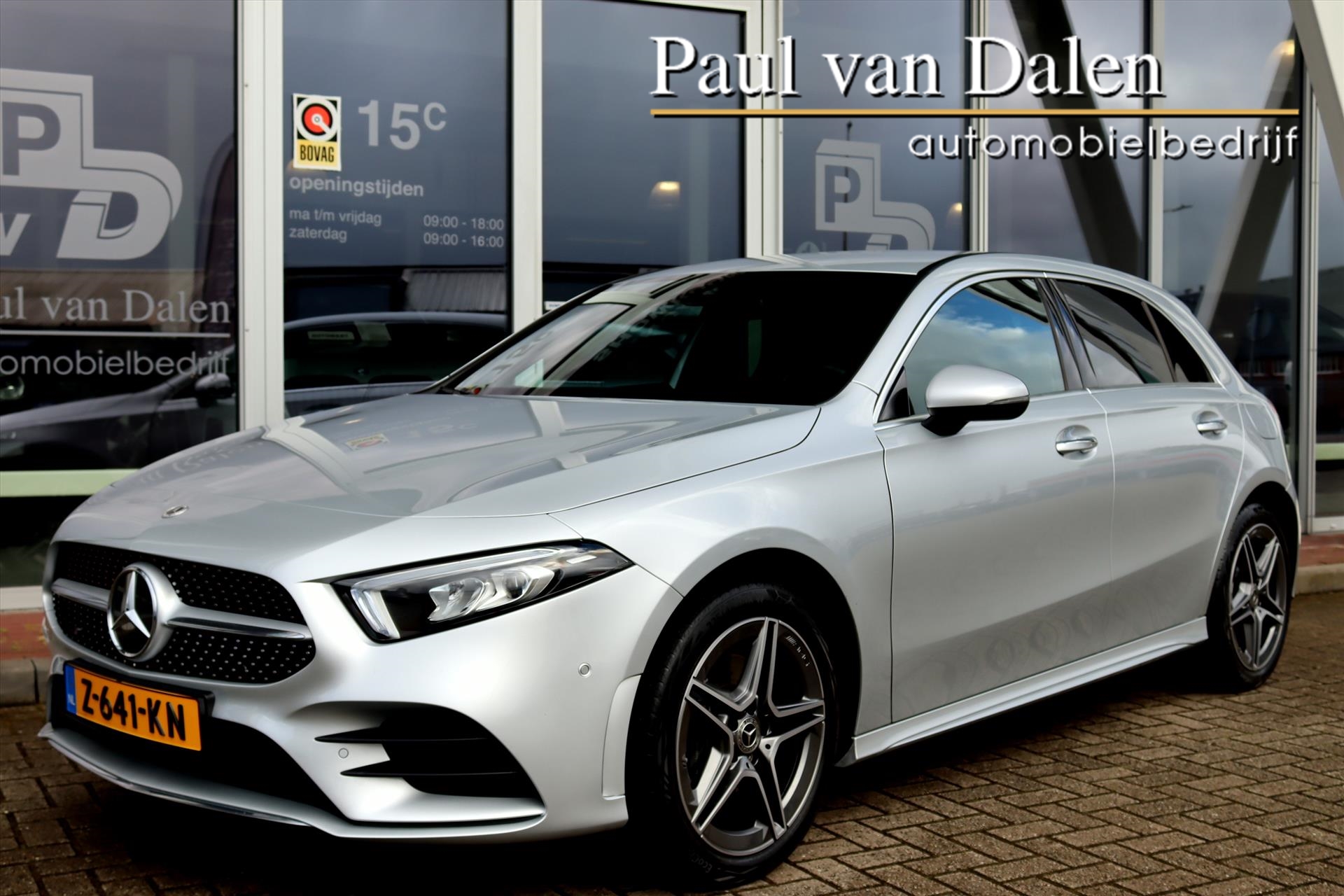 Mercedes A-Klasse A250e 218PK AUTOMAAT AMG LINE Navi | Camera | Clima | Dab | Wide Screen | Sfeerverlichting | 18 Inch Lm |