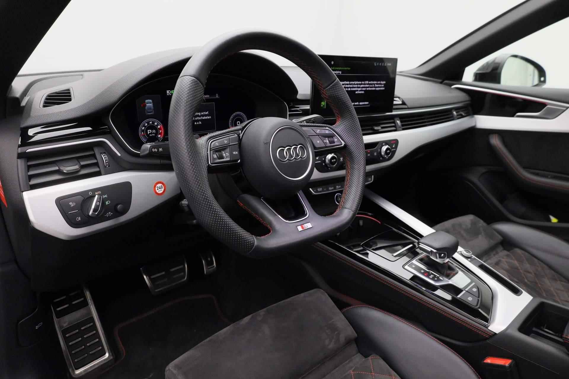 Audi A5 Sportback 40 TFSI 190PK S-tronic S edition Pano | Matrix LED | Camera | Stoelverwarming | Leder/alcantara - 2/42