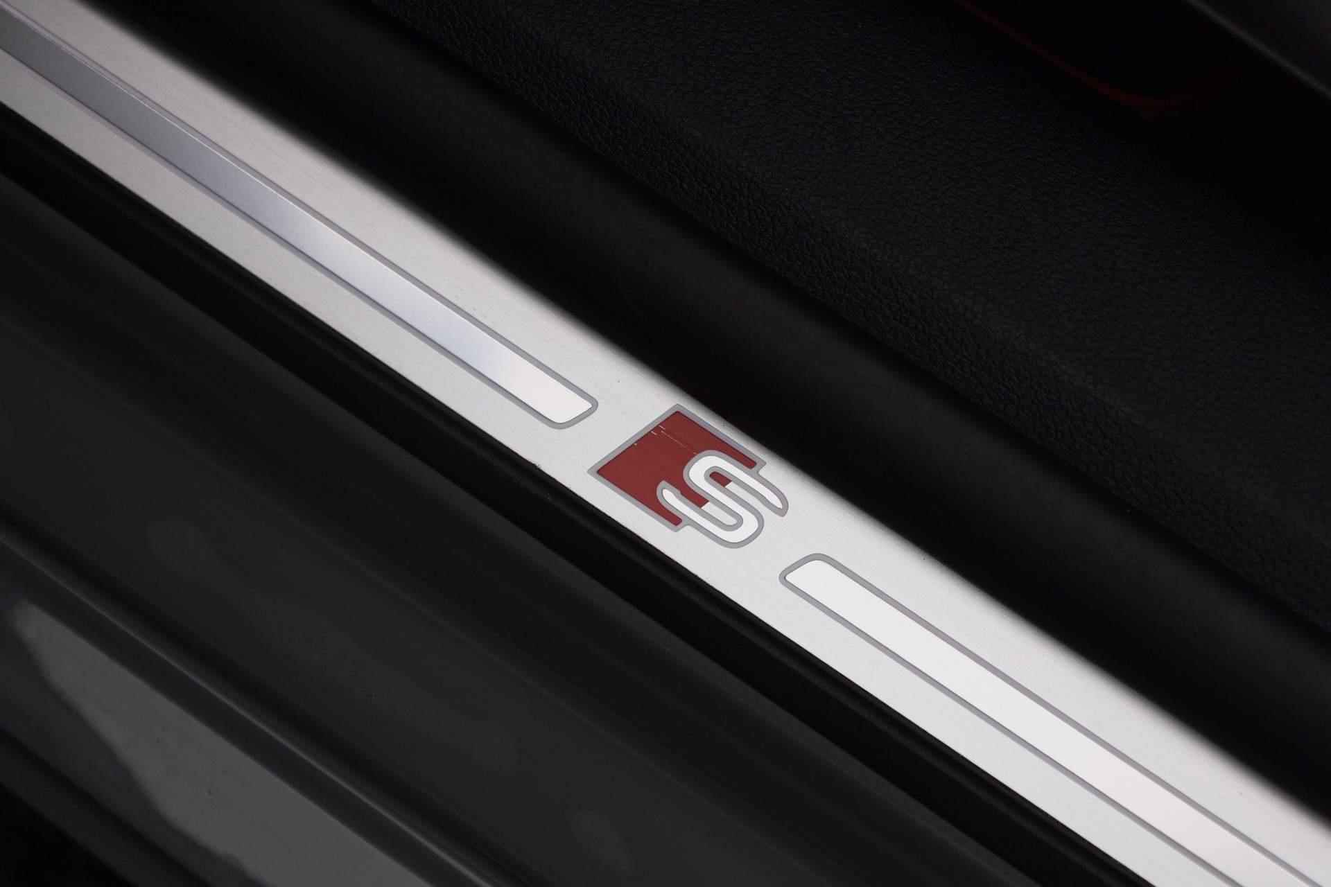 Audi A5 Sportback 40 TFSI 190PK S-tronic S edition Pano | Matrix LED | Camera | Stoelverwarming | Leder/alcantara - 37/42