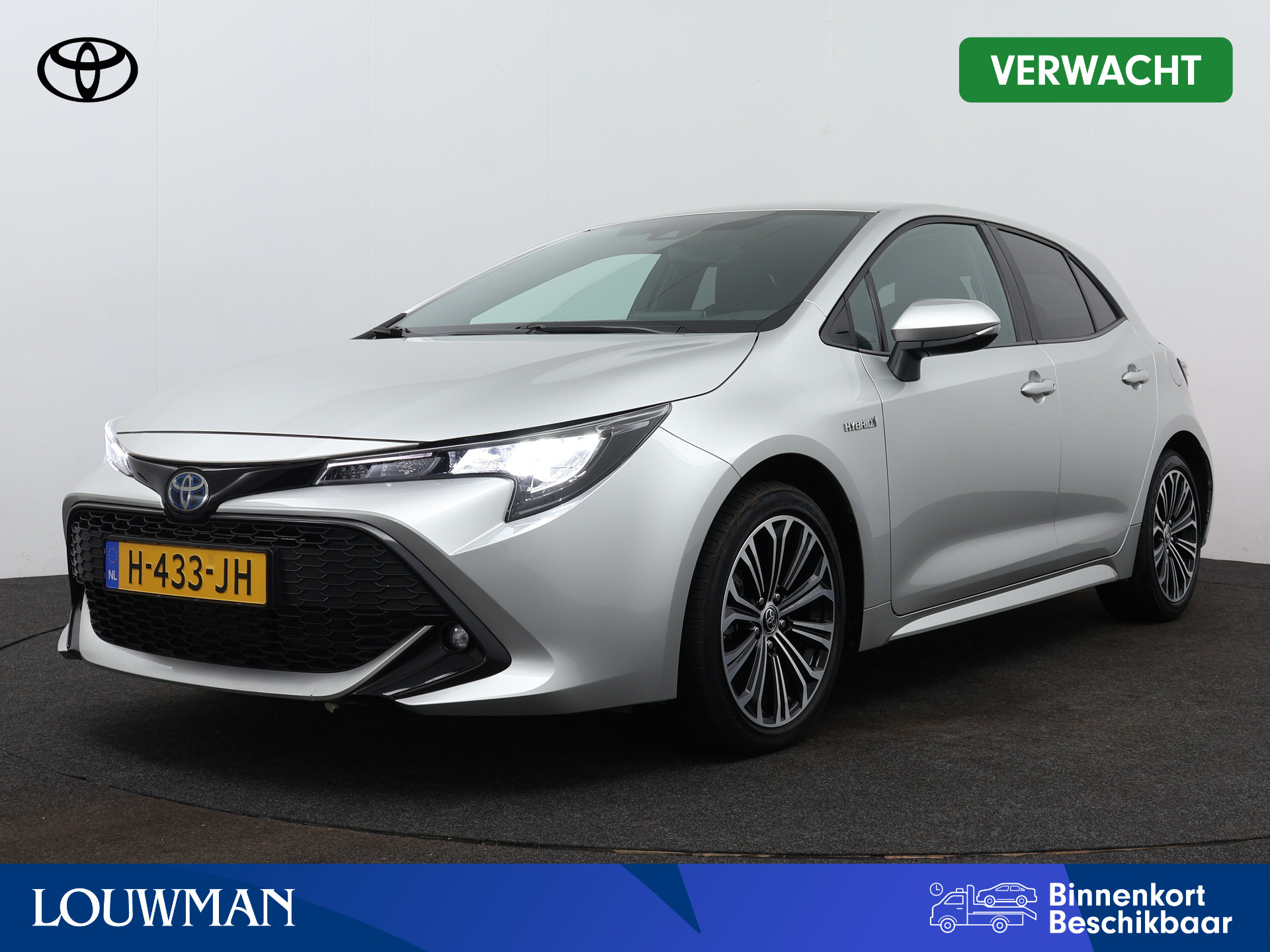 Toyota Corolla 1.8 Hybrid Dynamic | Trekhaak | LM velgen | Stoelverwarming | Climate Control |