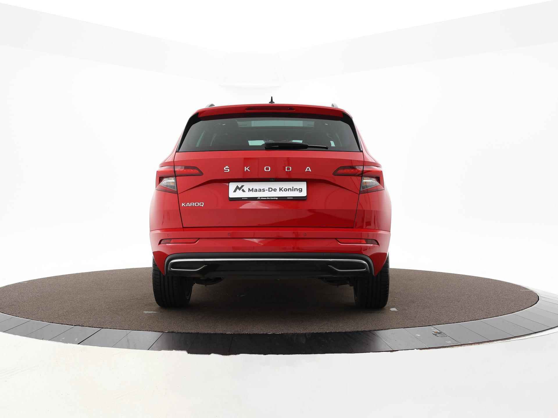 Skoda Karoq 1.5 Tsi 150pk DSG ACT Sportline Business · Panoramadak · ACC · Keyless · Camera · P-Sensoren · Smart-Link · Navi · 19'' Inch · - 8/44