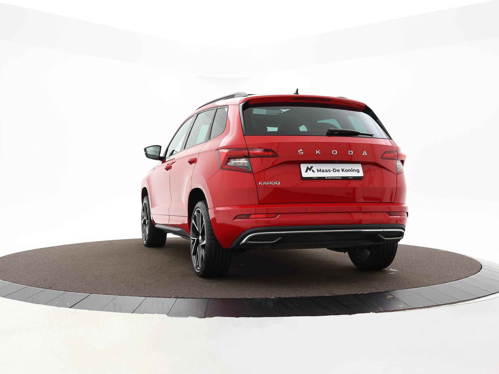 Skoda Karoq 1.5 Tsi 150pk DSG ACT Sportline Business · Panoramadak · ACC · Keyless · Camera · P-Sensoren · Smart-Link · Navi · 19'' Inch · - 9/44