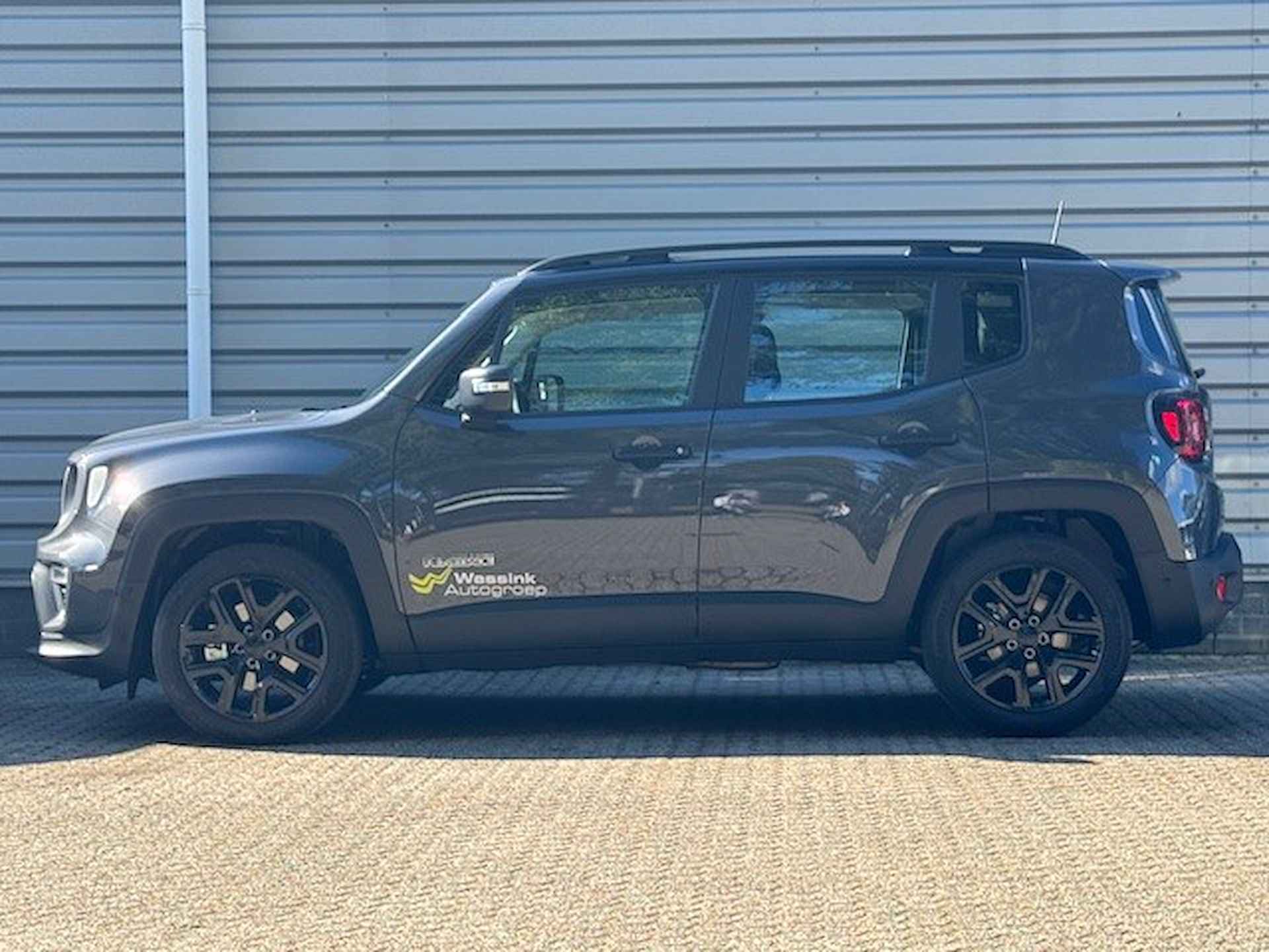 Jeep Renegade 1.5T e-Hybrid 130pk Automaat LIMITED | Panoramadak | Leder | LED | Nieuwste model! I Comfort - Tech - Summit Pack - 4/28