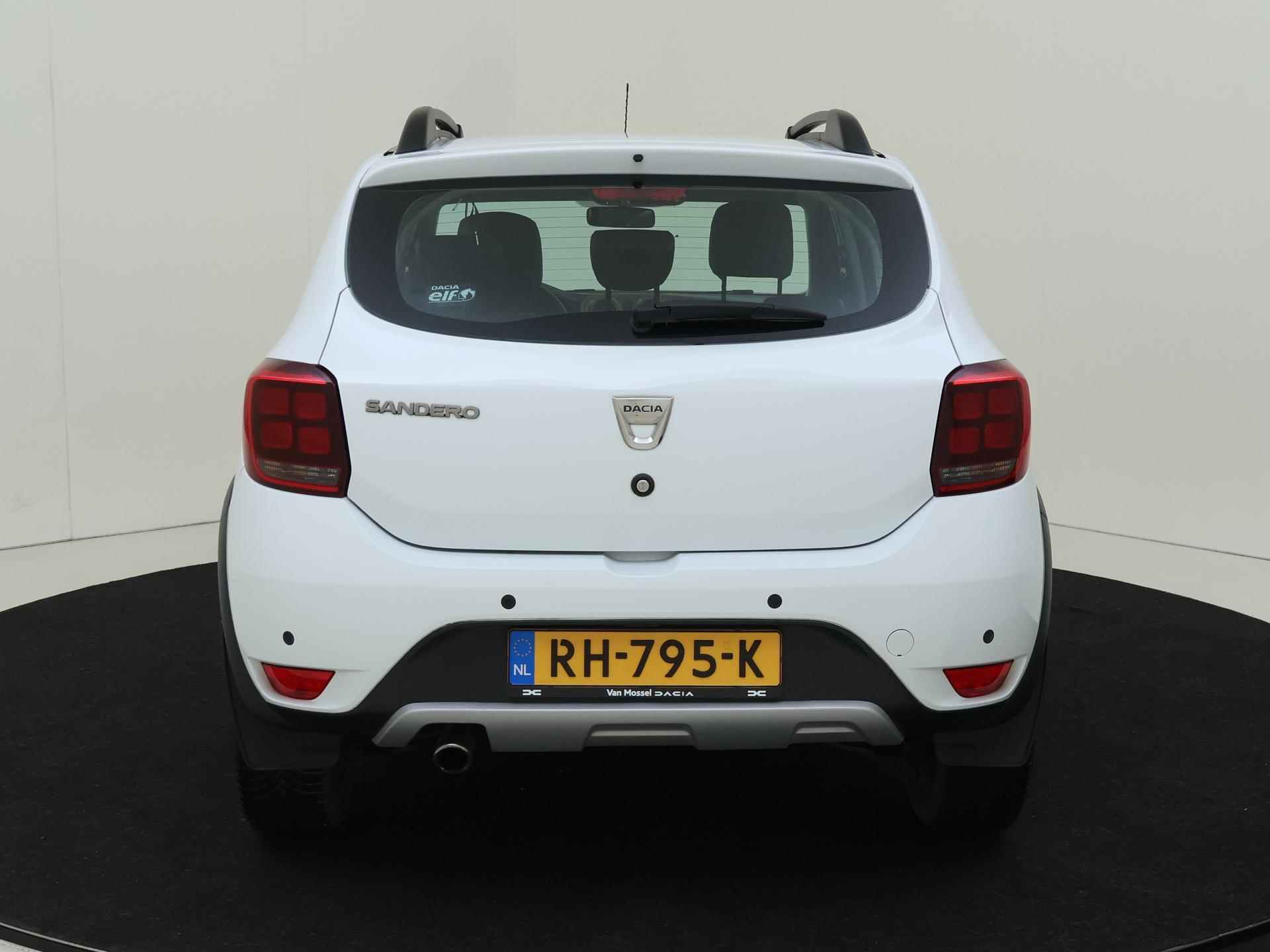 Dacia Sandero 0.9 TCe SL Stepway - 8/25