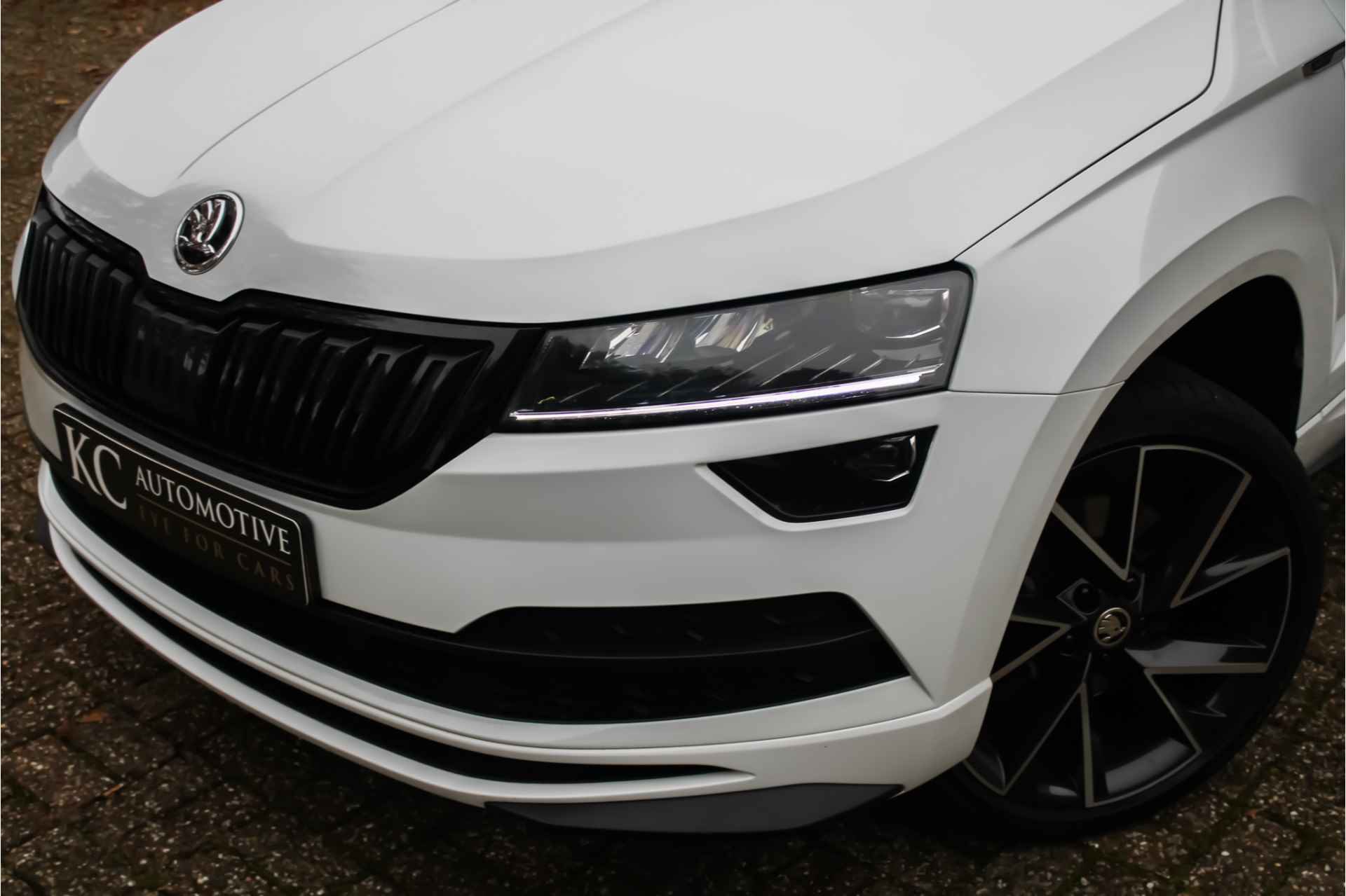 Škoda Karoq 1.5TSI Sportline | VAN: 24.950,- VOOR 23.442,- EINDEJAARSVOORDEEL: 1.508,- Pano | Virtual | Canton | Keyless - 3/35