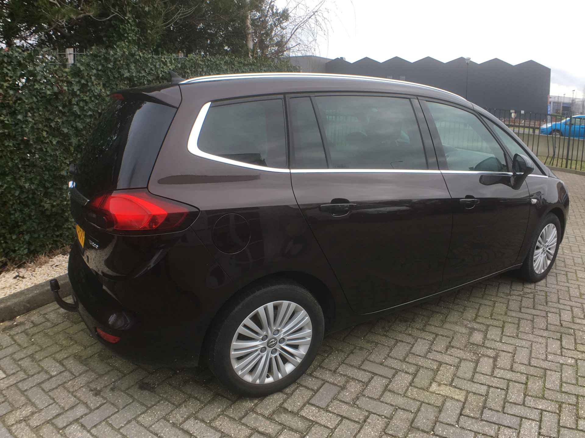 Opel Zafira Tourer 1.6 Design Edition 170 PK , NL auto, LM velgen, Trekhaak - 4/6